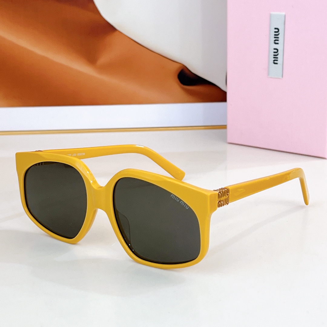 MIUMIUMOD:MU80SSIZE:58-19-145