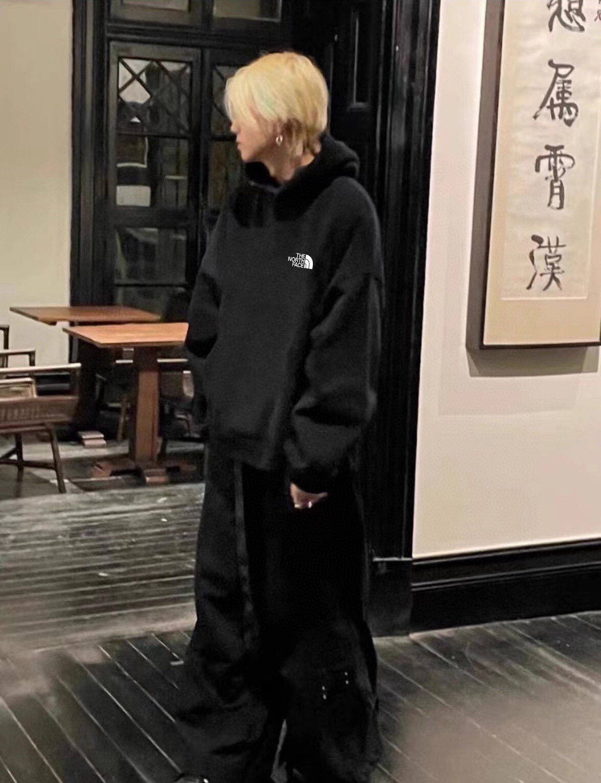 The North Face 3.0 Velvet Snow Mountain Hoodie: Durable, Comfortable, Stylish. - 图片 2