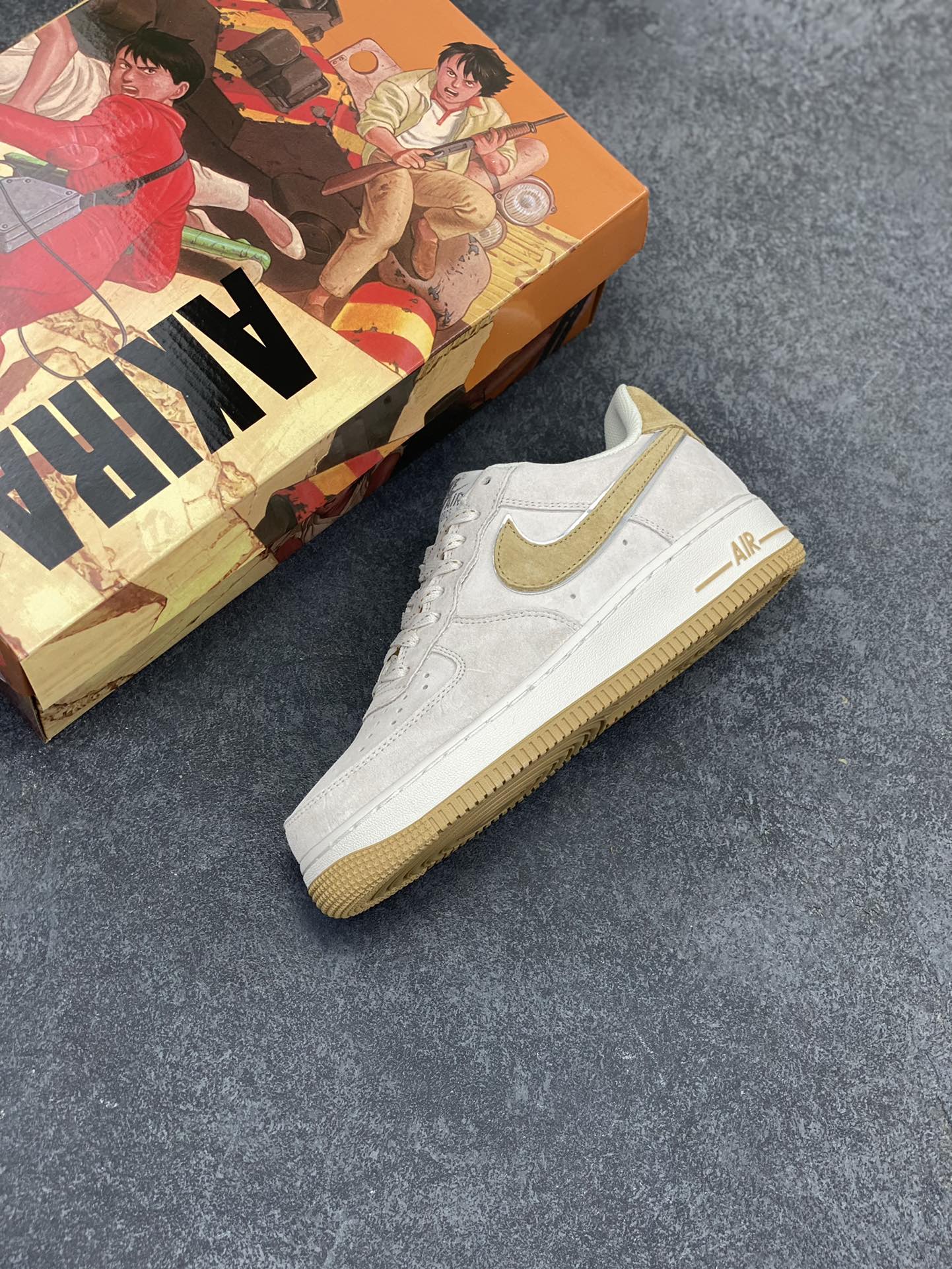 图片[7]-AKIRA×Nike Air Force 1 Low ’07 莫兰迪黄配色 头成麂皮 满天星配色 空军一号低帮休闲板鞋 原厂麂皮 原楦原纸板 纯正版型 正品NFC感应芯片 高清洁度 内置全掌气垫 货号：DP3966-173 尺码：36 36.5 37.5 38 38.5 39 40 40.5 41 42 42.5 43 44 44.5 45-选品中心