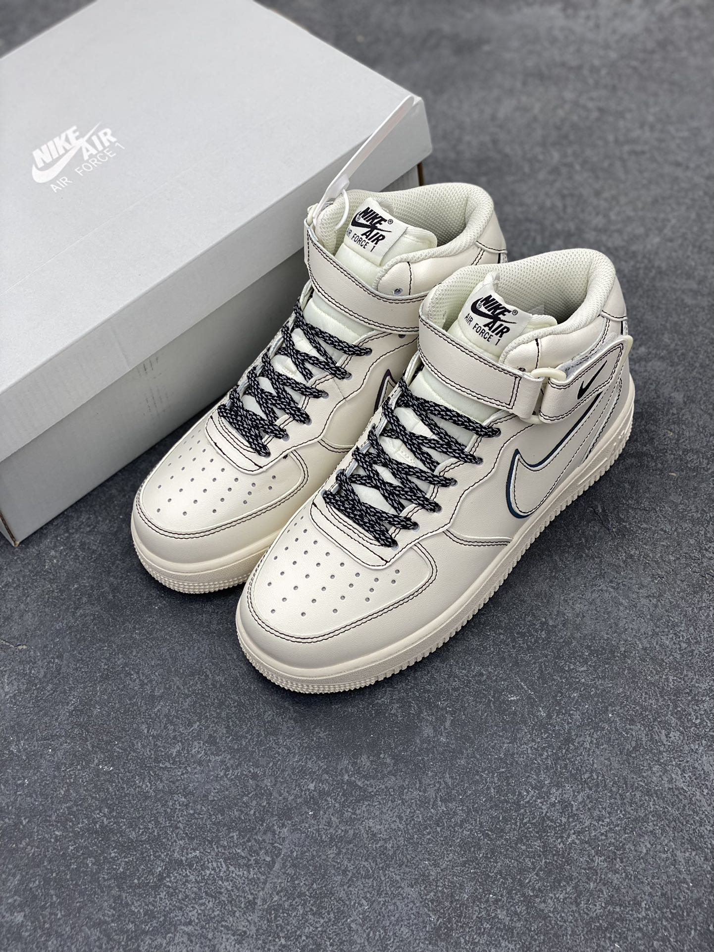 图片[8]-Nike Air Force 1 MID \’07 “兔八哥”米黑色 满天星 中帮空军一号休闲板鞋 定制皮料 3M反光 原楦原纸板 纯正版型 清洁度完美 内置全掌气垫 货号：BY6899-693 尺码：36 36.5 37.5 38 38.5 39 40 40.5 41 42 42.5 43 44 44.5 45-选品中心