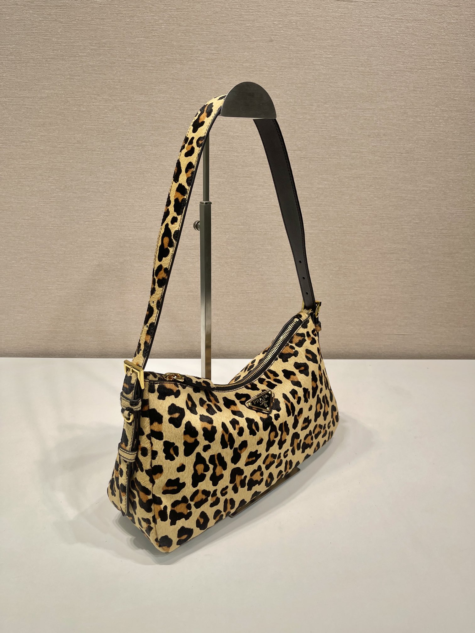 [Prada Women