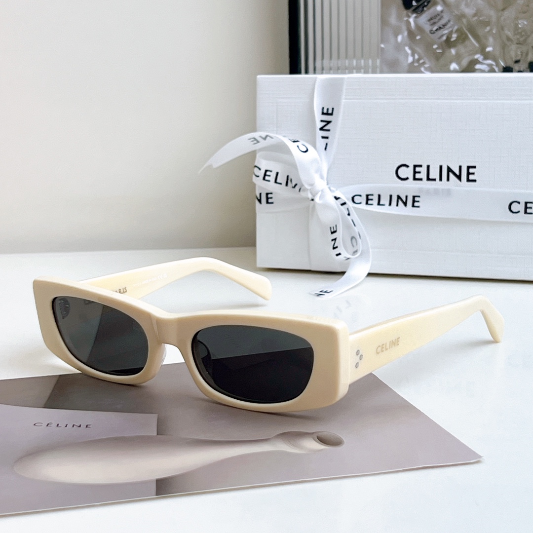  CELINE 原版
MOD：40258
SIZE：55口20-135
🔝🔝