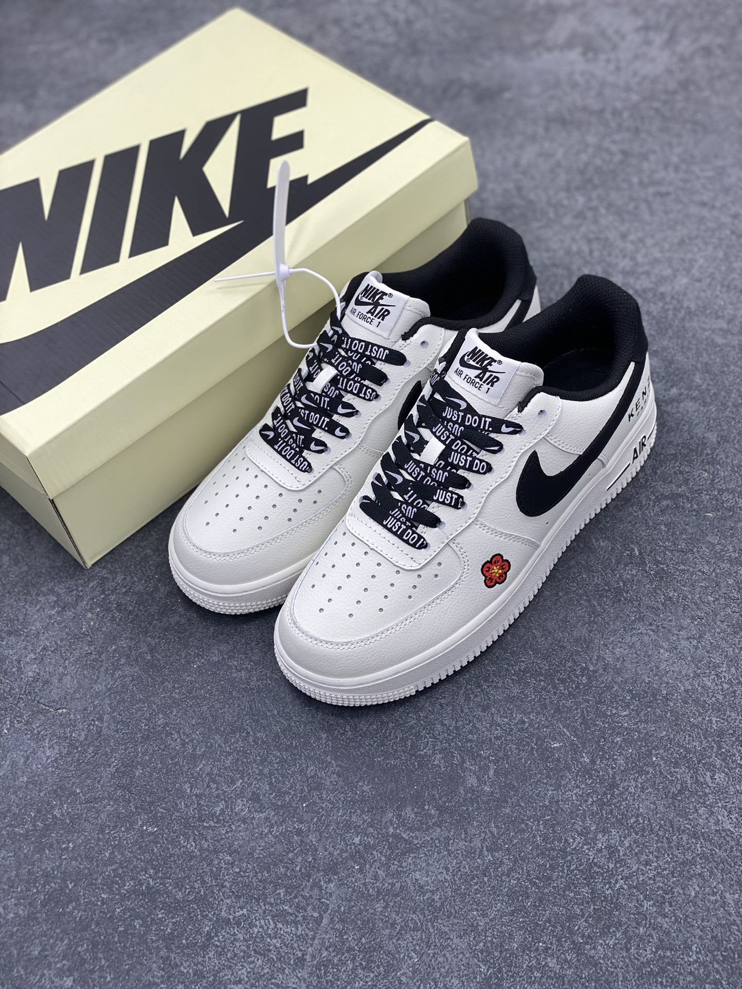 图片[8]-NIke Air Force 1 \’07 Low KENZO🌺联名 空军一号 低帮 运动鞋 休闲鞋 折边针车 工艺难度大 原楦头原纸板 原装鞋盒 定制五金配件 内置全掌气垫 原厂鞋底  货号：FC-918811 尺码：36 36.5 37.5 38 38.5 39 40 40.5 41 42 42.5 43 44 44.5 45-选品中心