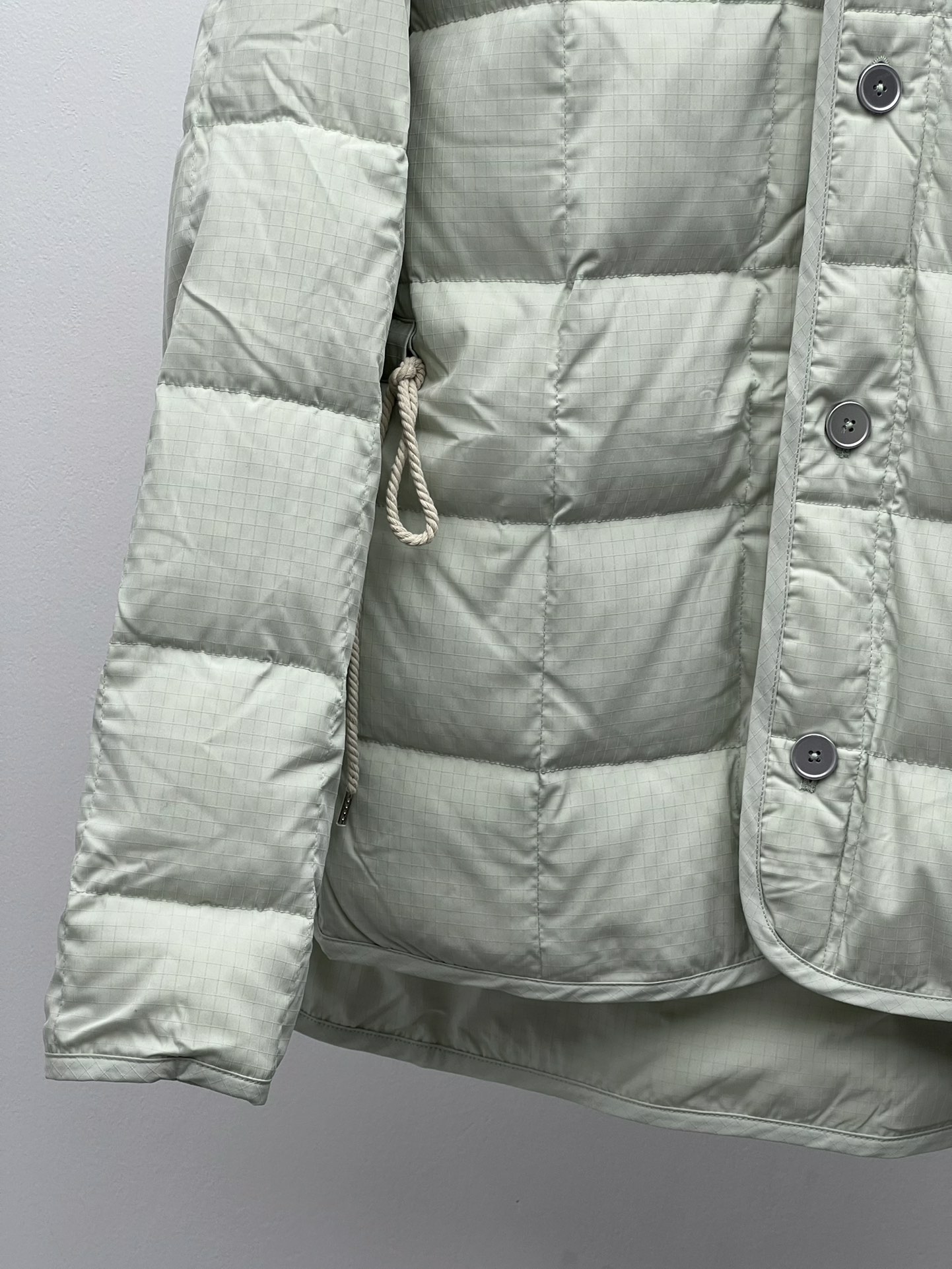Classic Single-Rate Female Suit for Winter Comfort and Style - 图片 3