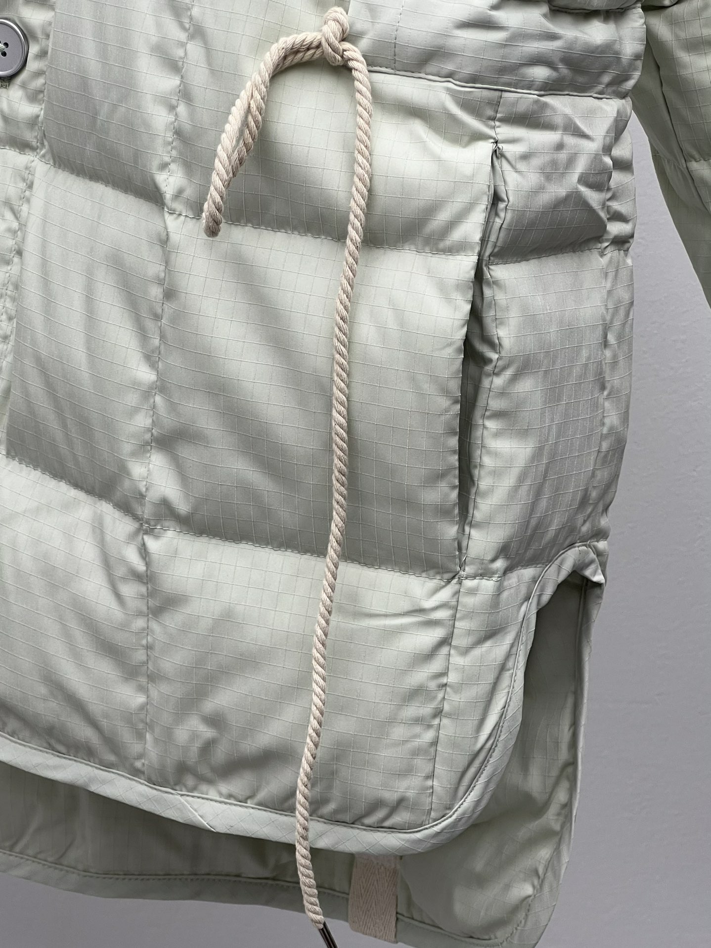 Classic Single-Rate Female Suit for Winter Comfort and Style - 图片 5