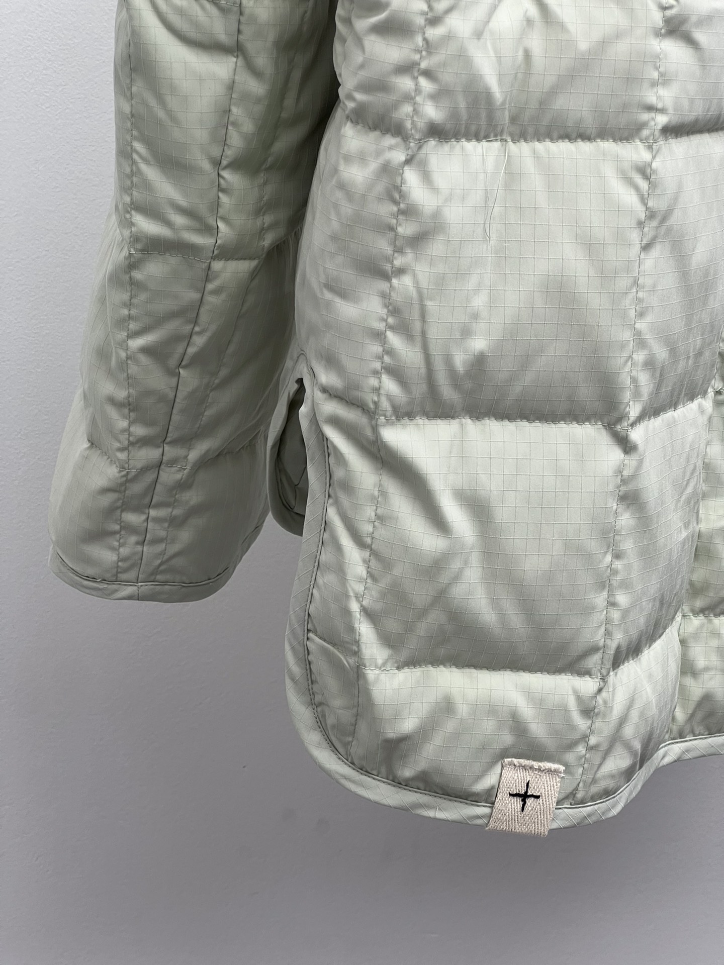 Classic Single-Rate Female Suit for Winter Comfort and Style - 图片 7