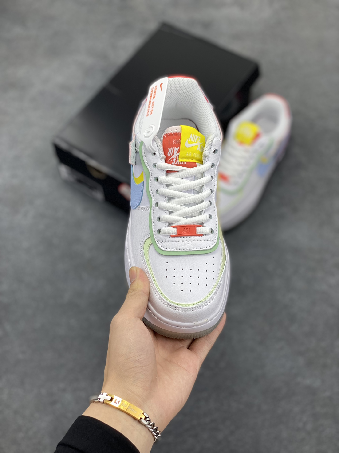 图片[2]-NK Air Force 1 Shadow 轻量增高低帮百搭板鞋\”拼接马卡龙\” 全新少女系解构主义设计双层轻量EVA发泡中底+防滑RB橡胶外圈底鞋底 原楦头原纸板 打造纯正空军版型 专注外贸渠道 全掌内置蜂窝气垫 原盒配件 原厂中底钢印、拉帮完美 货号： CW2630-141 尺码：35.5 36 36.5 37.5 38 38.5 39 40-选品中心