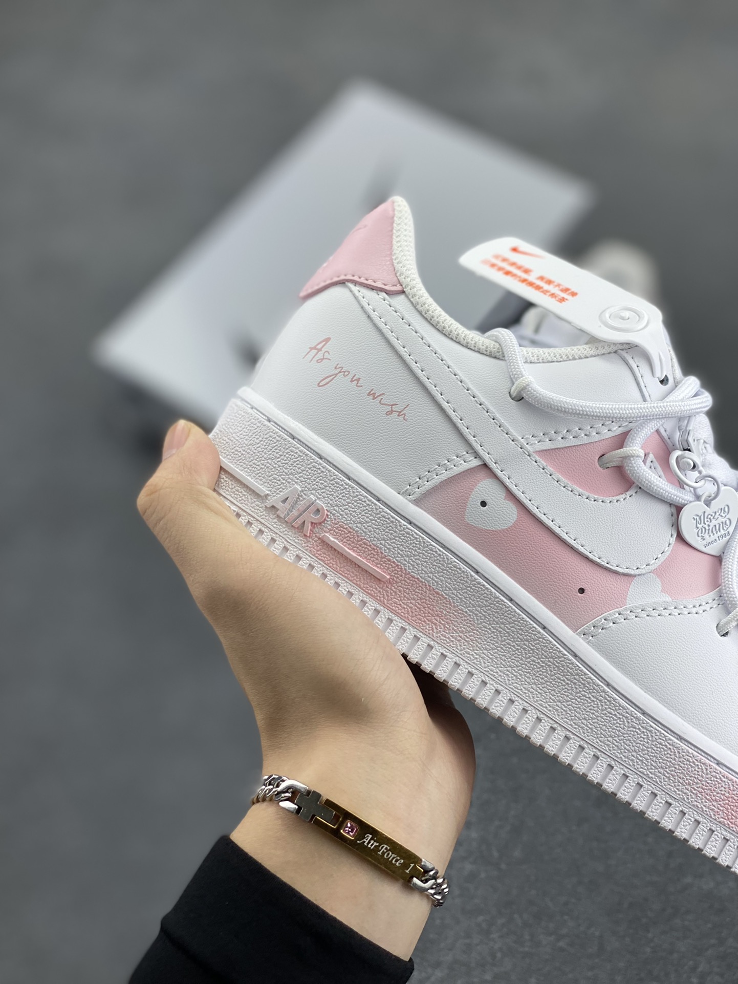 图片[6]-Nike Air Force 1 Low’07 喷绘 樱花物语 空军一号绑带低帮休闲板鞋 定制皮料 原厂3D打印 定制鞋盒 原楦原纸板 纯正空军版型 内置全掌气垫 货号：ZH0316-052 尺码：36 36.5 37.5 38 38.5 39 40 40.5 41 42 42.5 43 44 44.5 45-选品中心
