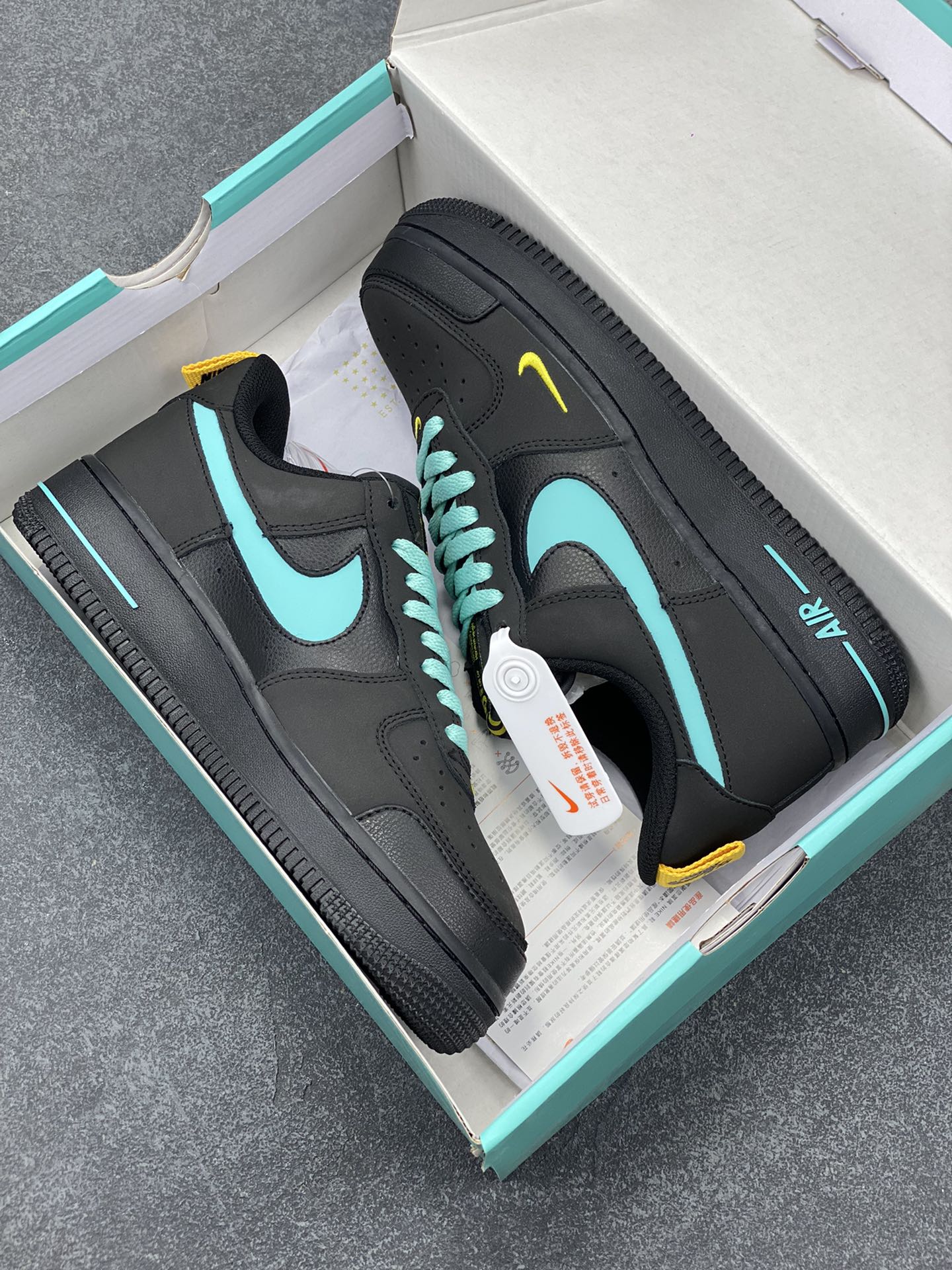 图片[9]-海外限定发售  Nike Air Force 1 Premium 蒂夫尼 配色 空军一号中帮休闲板鞋 定制皮料 3M反光 原楦头原纸板 纯正版型 内置全掌气垫 货号：DV6809-181 尺码：36 36.5 37.5 38 38.5 39 40 40.5 41 42 42.5 43 44 44.5 45-选品中心