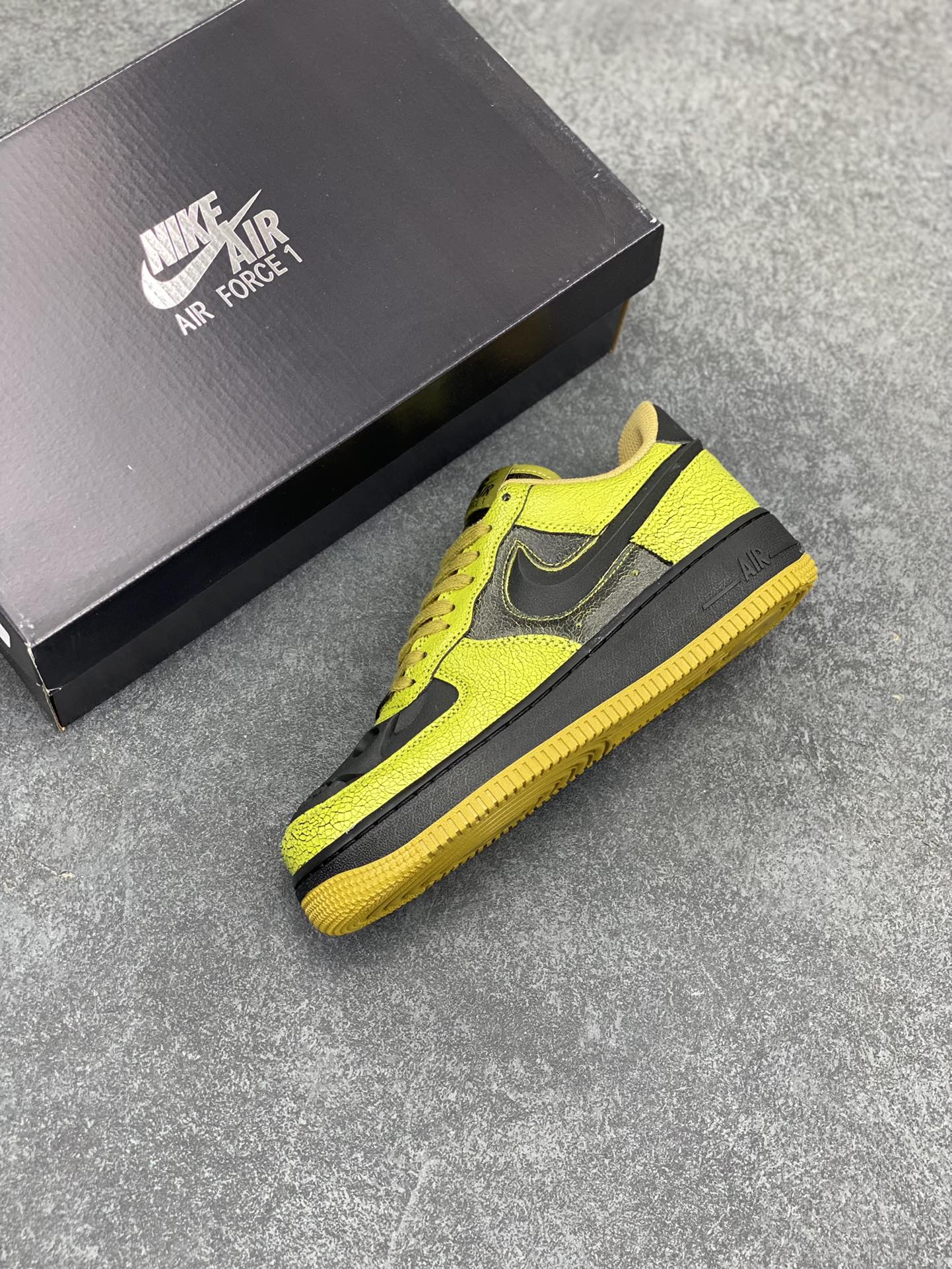 图片[7]-Nike Air Force 1 Low 万圣节 原楦头原纸板 打造纯正空军版型 专注外贸渠道 全掌内置蜂窝气垫 原盒配件 原厂中底钢印、拉帮完美 货号：HV6103-300 尺码：36 36.5 37.5 38 38.5 39 40 40.5 41 42 42.5 43 44 44.5 45-选品中心