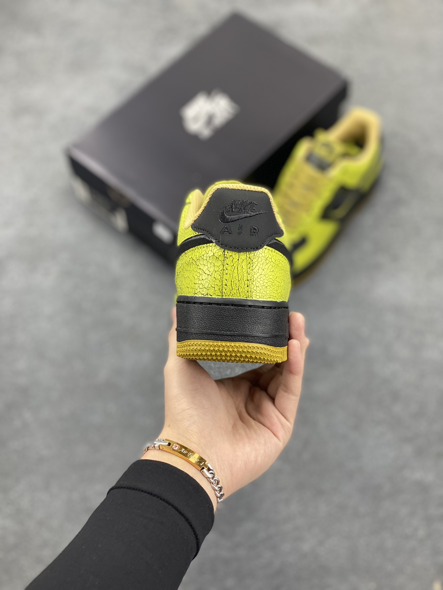 图片[4]-Nike Air Force 1 Low 万圣节 原楦头原纸板 打造纯正空军版型 专注外贸渠道 全掌内置蜂窝气垫 原盒配件 原厂中底钢印、拉帮完美 货号：HV6103-300 尺码：36 36.5 37.5 38 38.5 39 40 40.5 41 42 42.5 43 44 44.5 45-选品中心