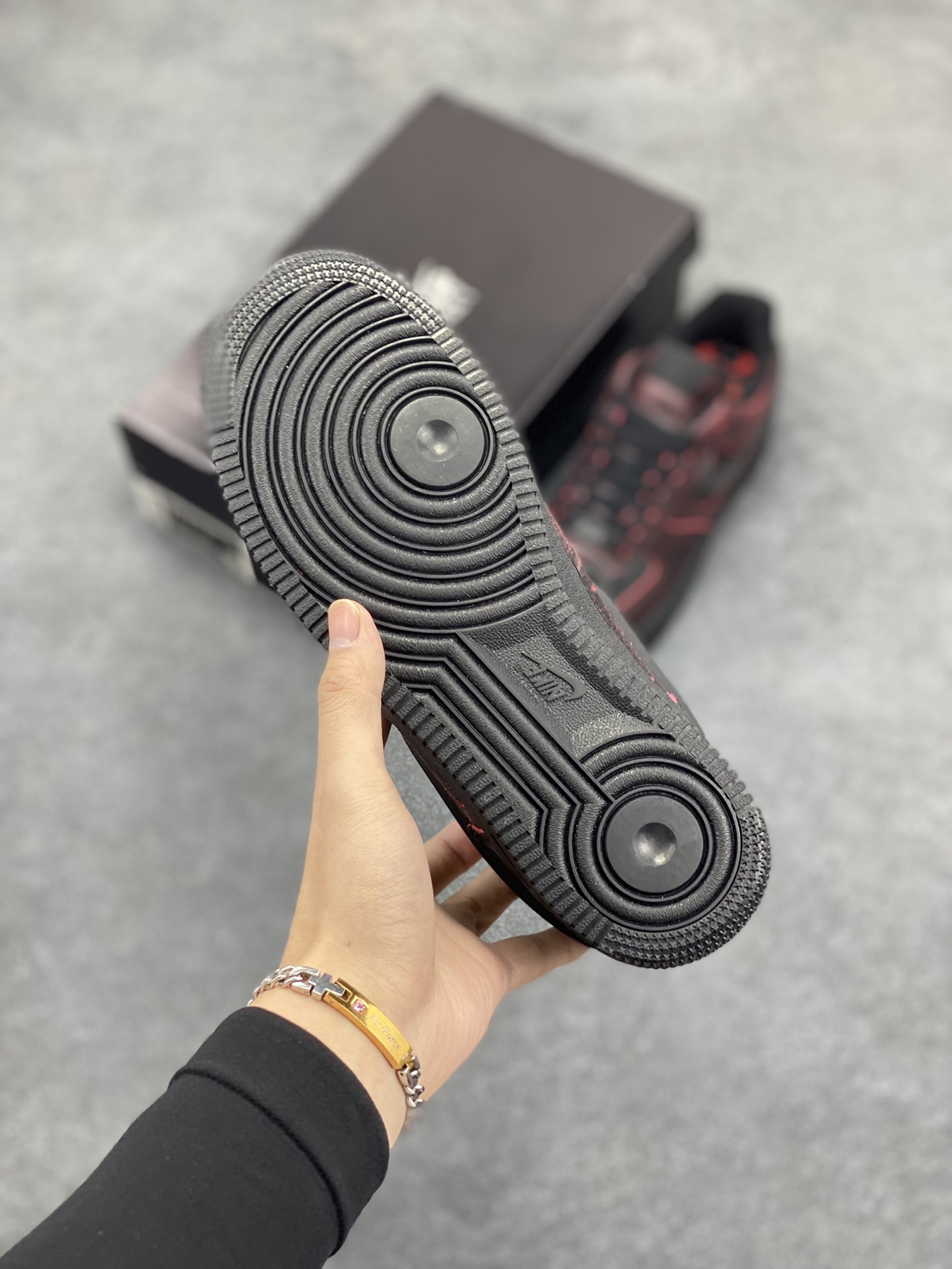 图片[5]-Nike Air Force 1 Low 万圣节 原楦头原纸板 打造纯正空军版型 专注外贸渠道 全掌内置蜂窝气垫 原盒配件 原厂中底钢印、拉帮完美 货号：HV2016-001 尺码：36 36.5 37.5 38 38.5 39 40 40.5 41 42 42.5 43 44 44.5 45-选品中心