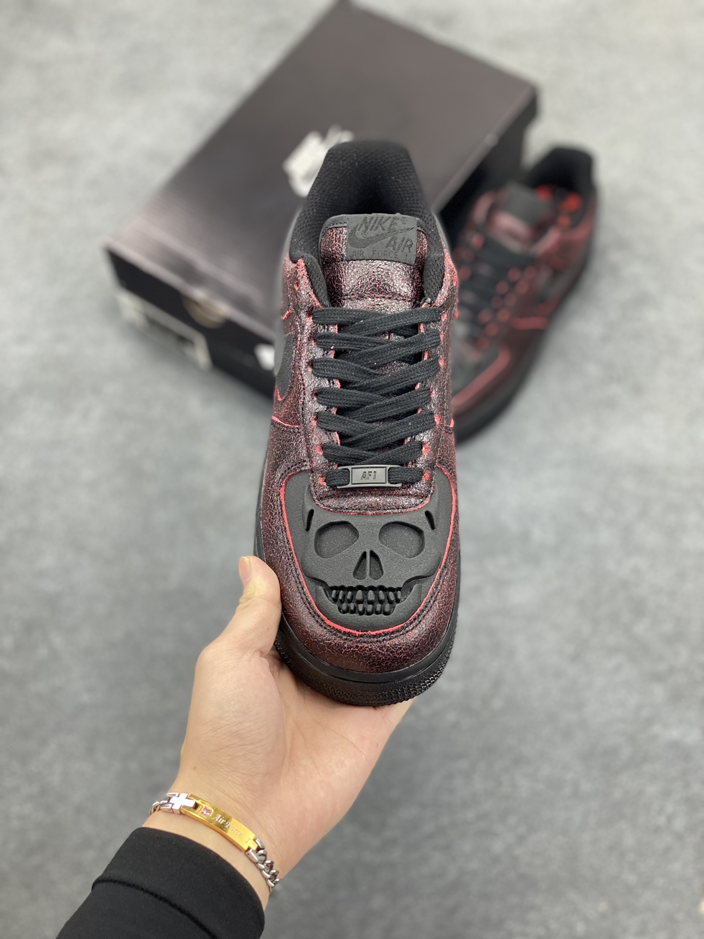 图片[2]-Nike Air Force 1 Low 万圣节 原楦头原纸板 打造纯正空军版型 专注外贸渠道 全掌内置蜂窝气垫 原盒配件 原厂中底钢印、拉帮完美 货号：HV2016-001 尺码：36 36.5 37.5 38 38.5 39 40 40.5 41 42 42.5 43 44 44.5 45-选品中心