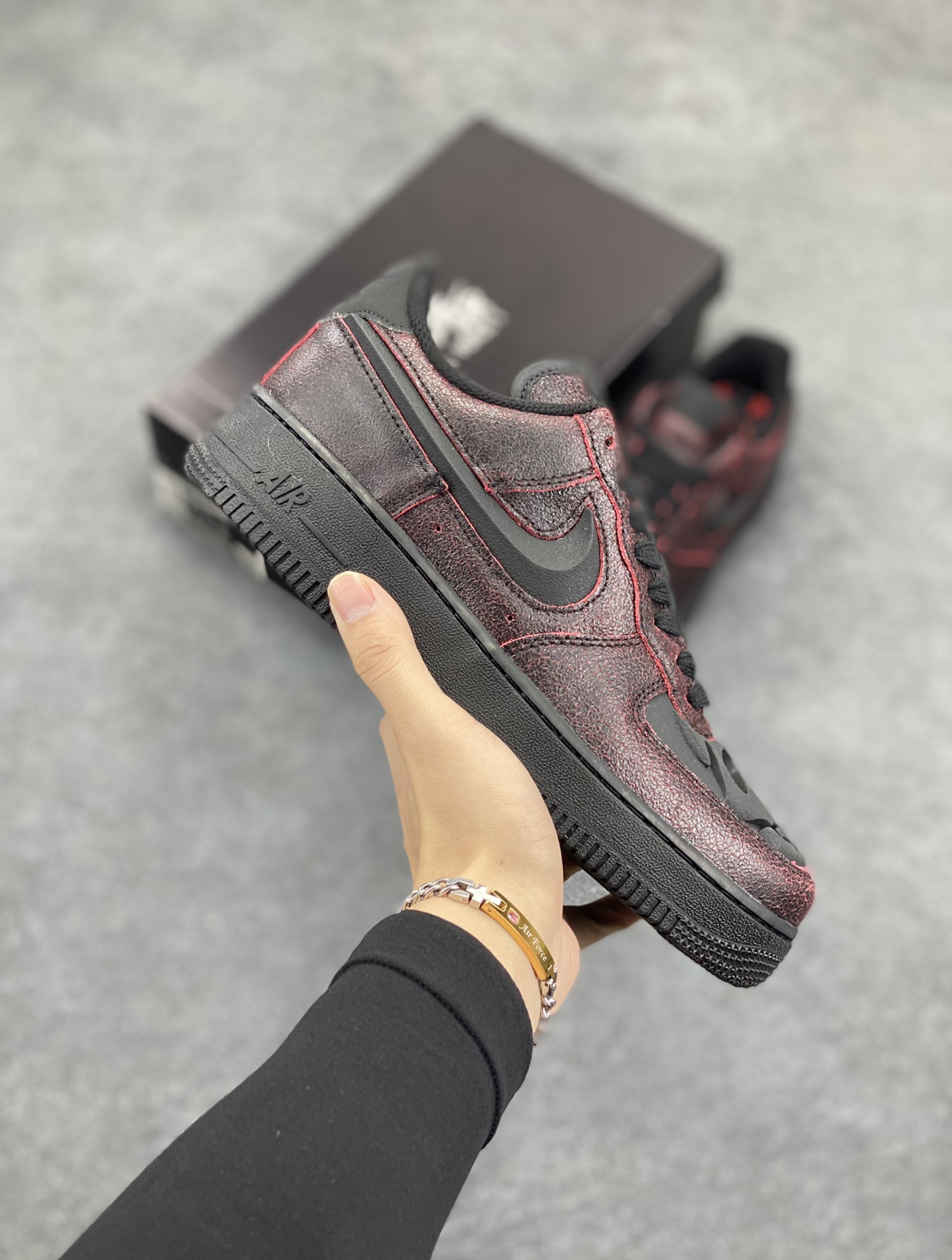 Nike Air Force 1 Low 万圣节 原楦头原纸板 打造纯正空军版型 专注外贸渠道 全掌内置蜂窝气垫 原盒配件 原厂中底钢印、拉帮完美 货号:HV2016-001 尺码:36 36.5 37.5 38 38.5 39 40 40.5 41 42 42.5 43 44 44.5 45-选品中心