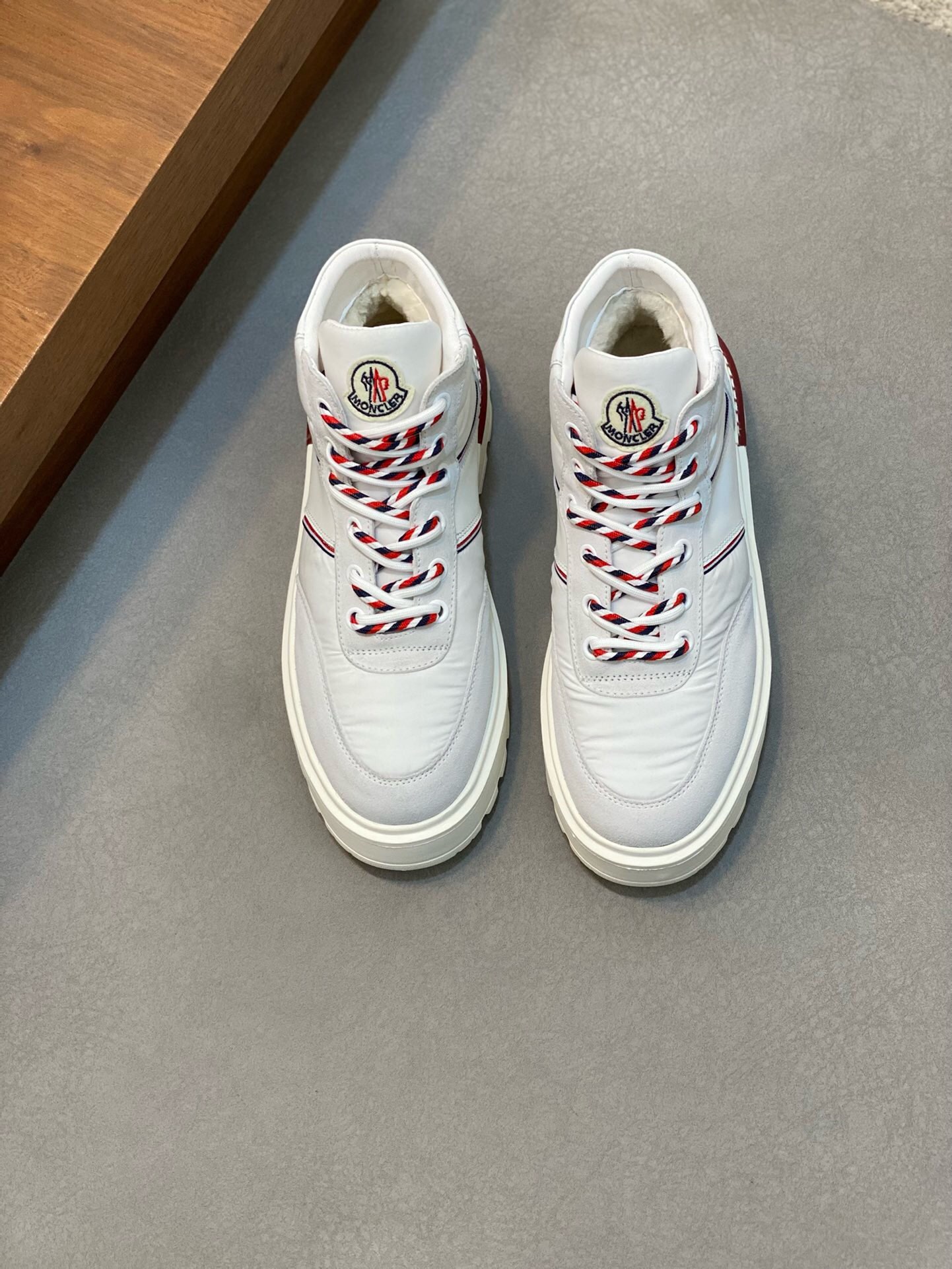 NO:219957,Brand MONCLER original color matching Size 39-44 Customized 38.45 Price Material masked new casual shoes official website synchronization Top original men's shoes high-end brand, new model on the market, top luxury brand, latest fashionable casual men's boots, trendy and versatile style, relaxed and sporty style, upper is made of original cowhide. Warm wool inner lining and super fine workmanship. Original personalized fashionable wear-resistant sole, light and comfortable on the feet., masked casual shoes, christian louboutin, Moncler, boots, cowhide19860909品牌MONCLER 颜色原版配色 码数39-44定做38.45 价格 材质蒙口新品休闲鞋官网同步 顶级原版男鞋高端品牌,新款上市,顶级奢侈品牌,最新時尚休闲男靴,潮流百搭之款,轻松运动风,鞋面采用原版牛皮.保暖羊毛内里加超精细做工.原版个性时尚耐磨大底,上脚轻巧舒适.,蒙口 休闲鞋,christian louboutin,Moncler,boots,cowhide,Men's shoes