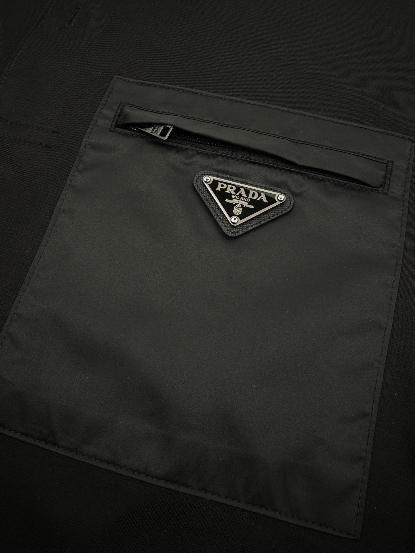 Prada 三角标口袋Polo衫