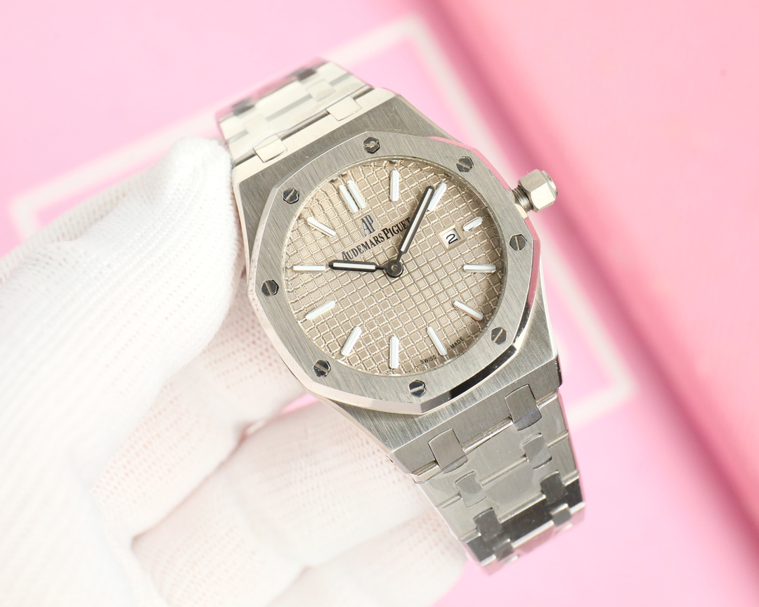 Luxurious Elby Watch for Modern Women: Elegant Design with Strong Visual Impact - 图片 2