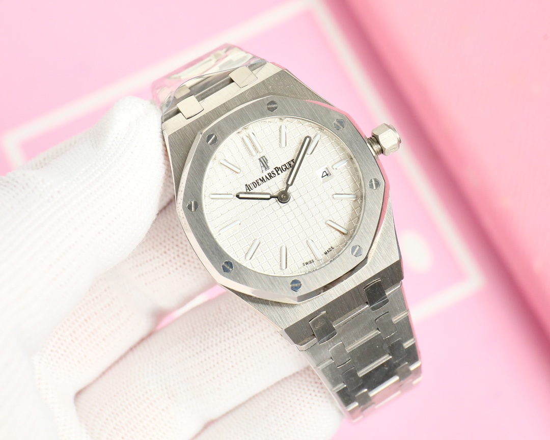 Luxurious Elby Watch for Modern Women: Elegant Design with Strong Visual Impact - 图片 6