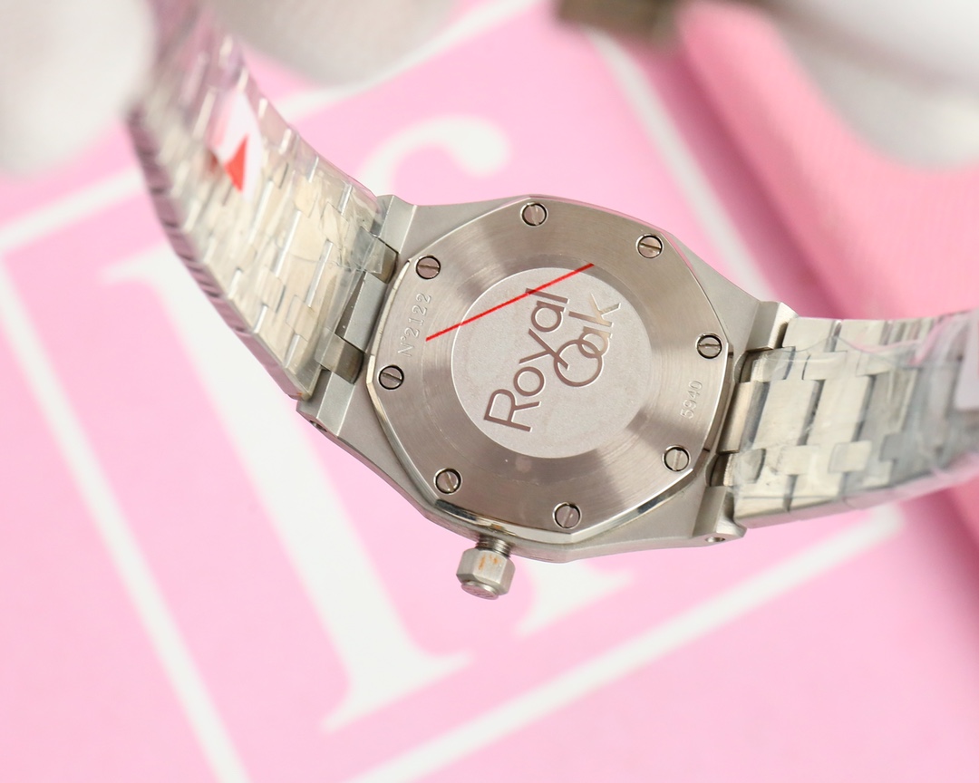 Luxurious Elby Watch for Modern Women: Elegant Design with Strong Visual Impact - 图片 8