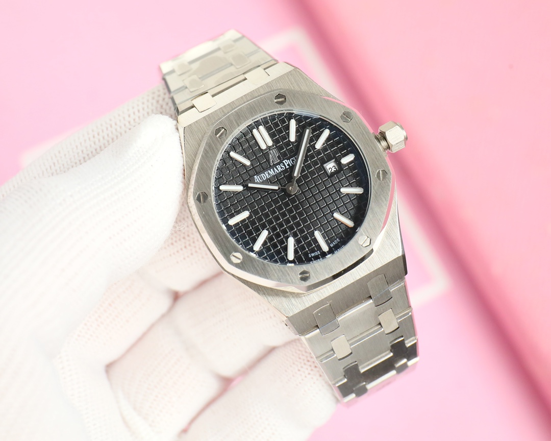 Luxurious Elby Watch for Modern Women: Elegant Design with Strong Visual Impact - 图片 3
