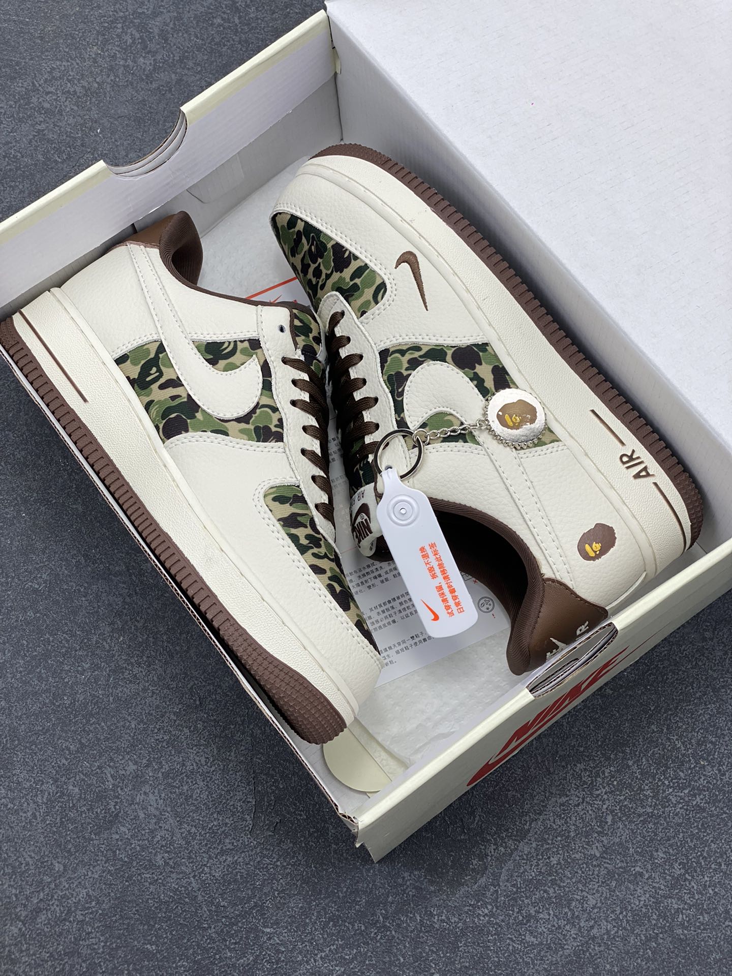 图片[9]-NIke Air Force 1 \’07 Low “Bape联名–米棕迷彩”空军一号 低帮 运动鞋 休闲鞋 折边针车 工艺难度大 原楦头原纸板 原装鞋盒 定制五金配件 内置全掌气垫 原厂鞋底 货号：KK1988-019 尺码：36 36.5 37.5 38 38.5 39 40 40.5 41 42 42.5 43 44 44.5 45-选品中心