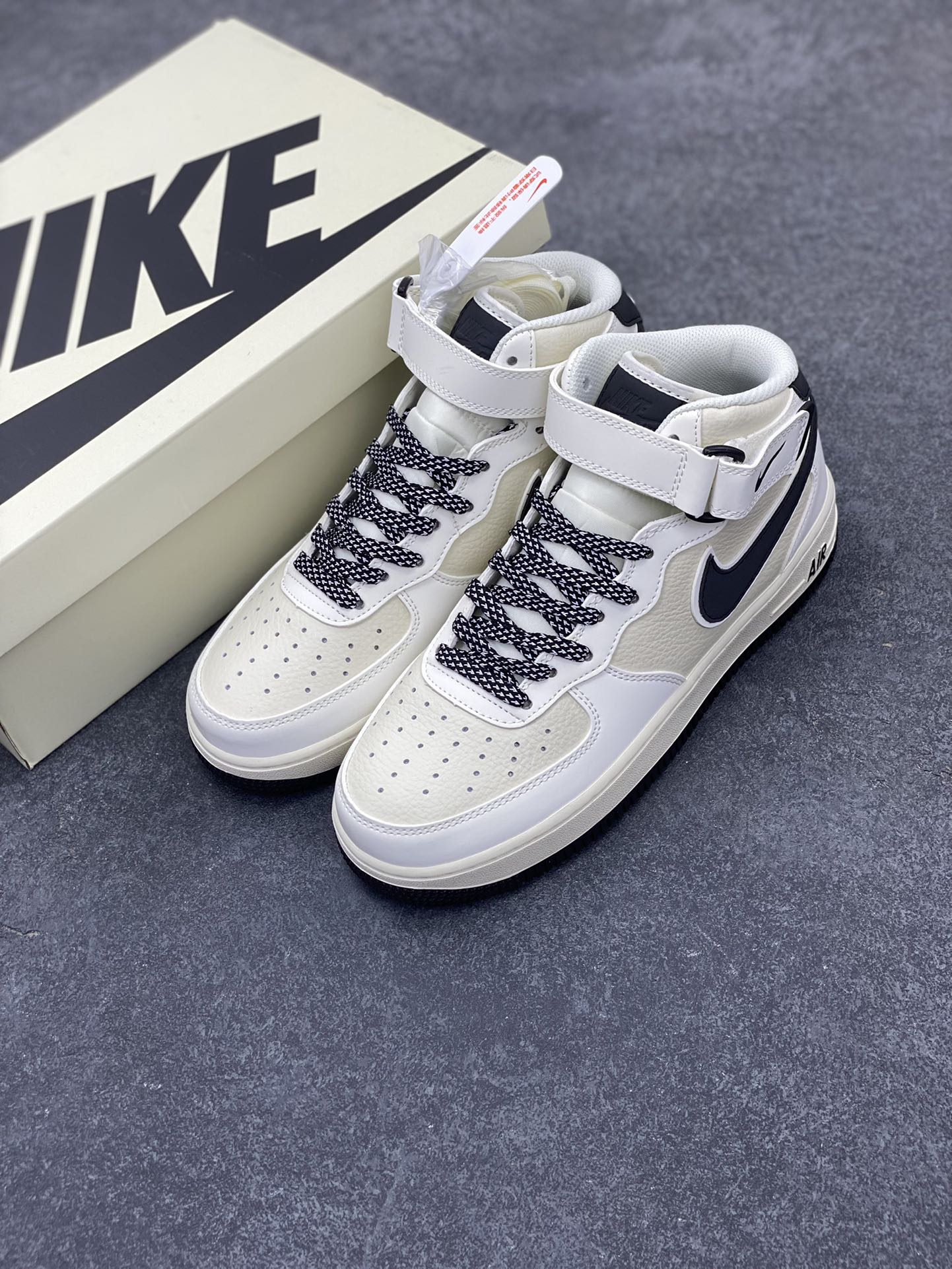 图片[8]-Nike Air Force 1 MID 米黑勾 满天星中帮空军一号休闲板鞋 客供高亮3m反光 定制头成皮料 定制鞋盒 原楦原纸板 纯正版型 内置全掌气垫 货号：SH0235-511 尺码：36 36.5 37.5 38 38.5 39 40 40.5 41 42 42.5 43 44 44.5 45-选品中心