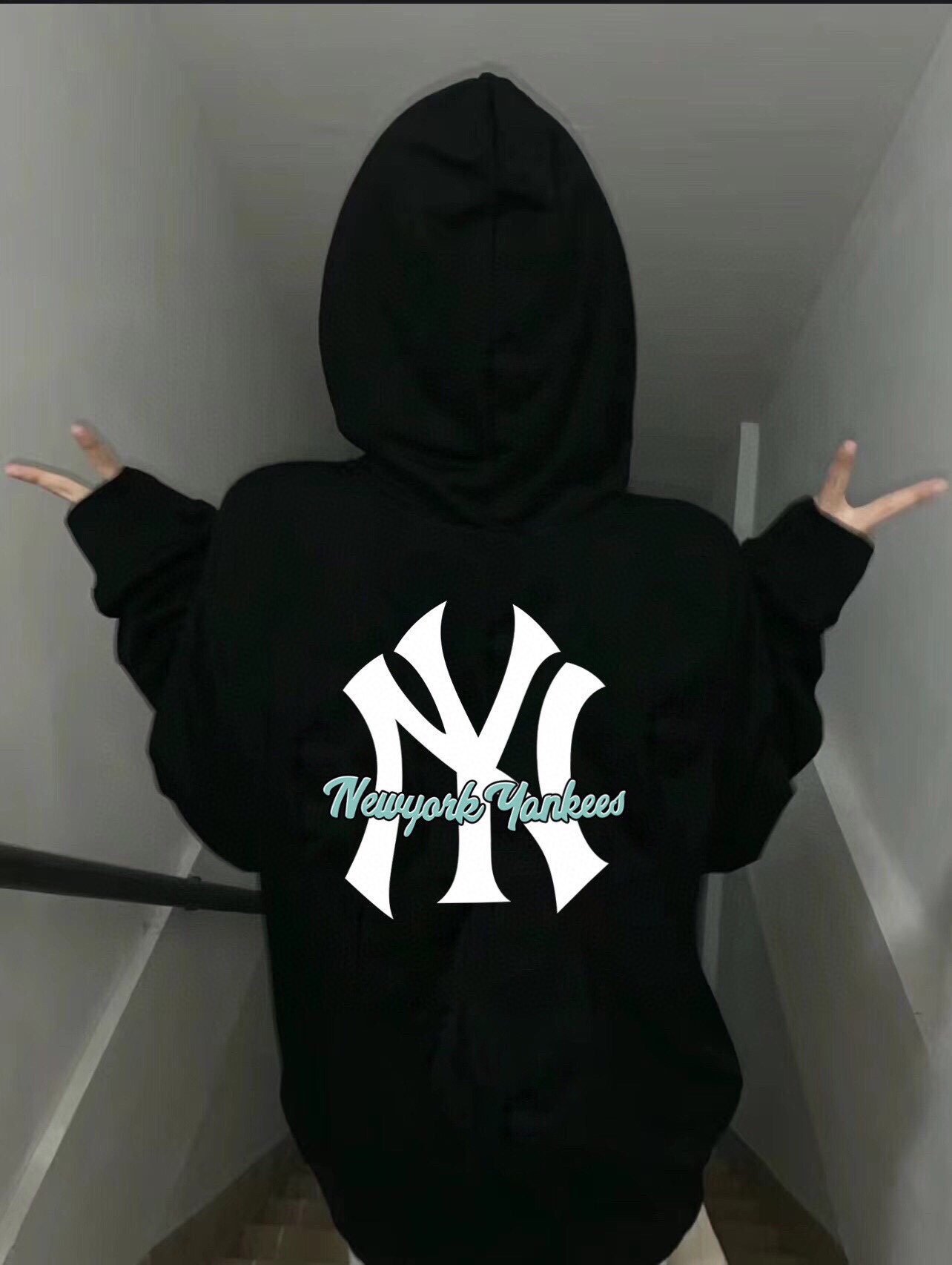 High-Quality Yankees Winter Hat with Long-Fung Cotton Fabric, Perfect Details and Heavy-Duty Quality - 图片 2