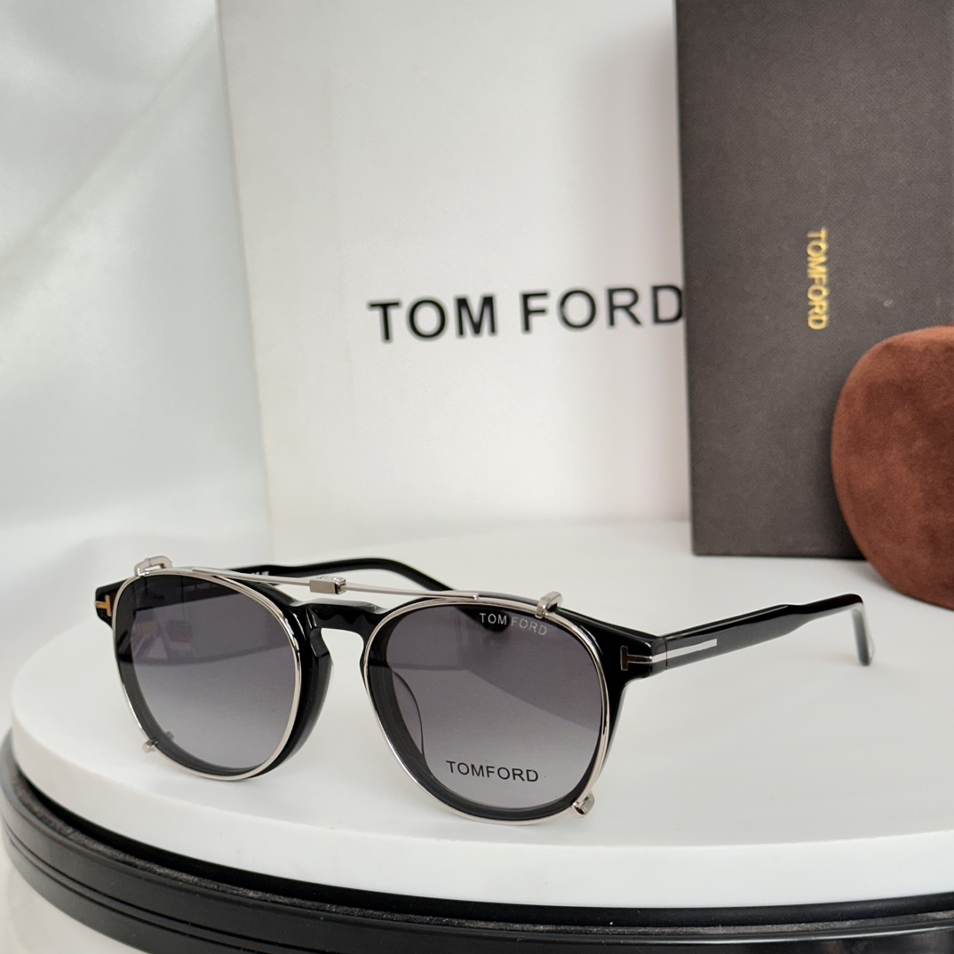 TOMFOR*官网原版一比一汤姆福*Model:FT5401号经典版材框架潮流时尚界的领军大牌牌受很多时