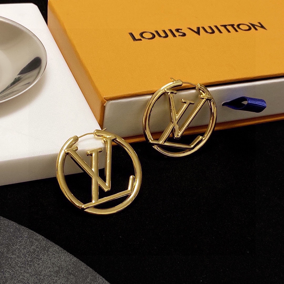 Vintage LV Letter Stud Earrings - Comprehensive 3