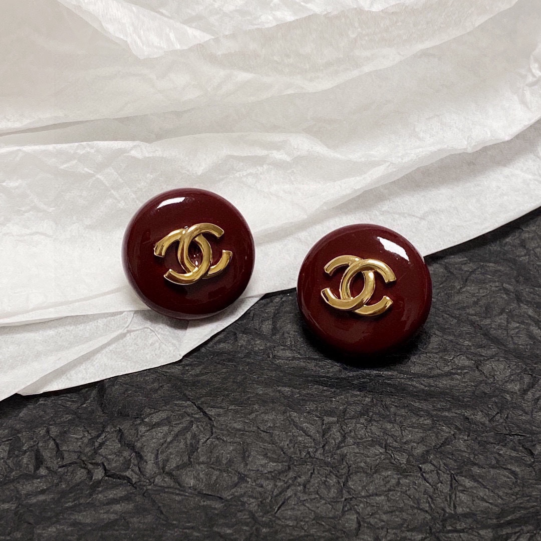 Chanel luxury item 4