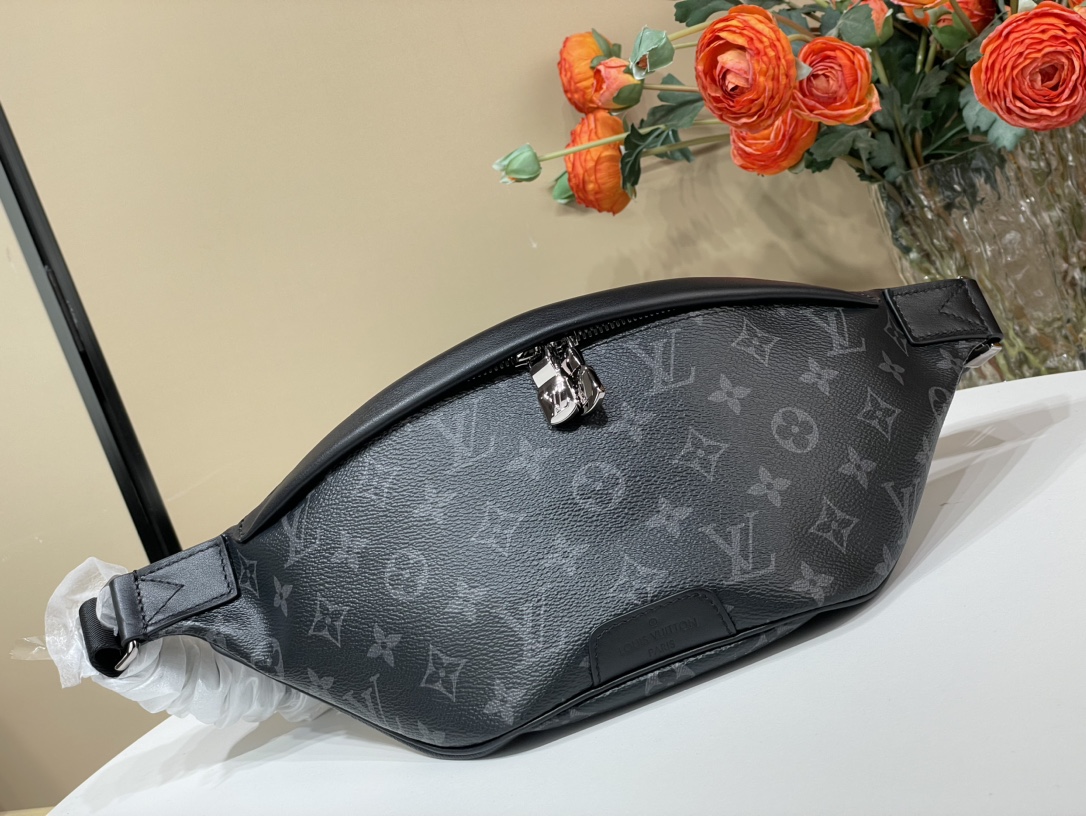 Louis Vuitton LV Discovery Vendita all'ingrosso Borse da Cintura Dalla Cina 2025 Nero Monogram Eclipse Tela Fashion Casual M46035 1 Louis Vuitton LV Discovery Vendita all'ingrosso
Borse da Cintura Dalla Cina 2025
Nero Monogram Eclipse Tela Fashion Casual M46035