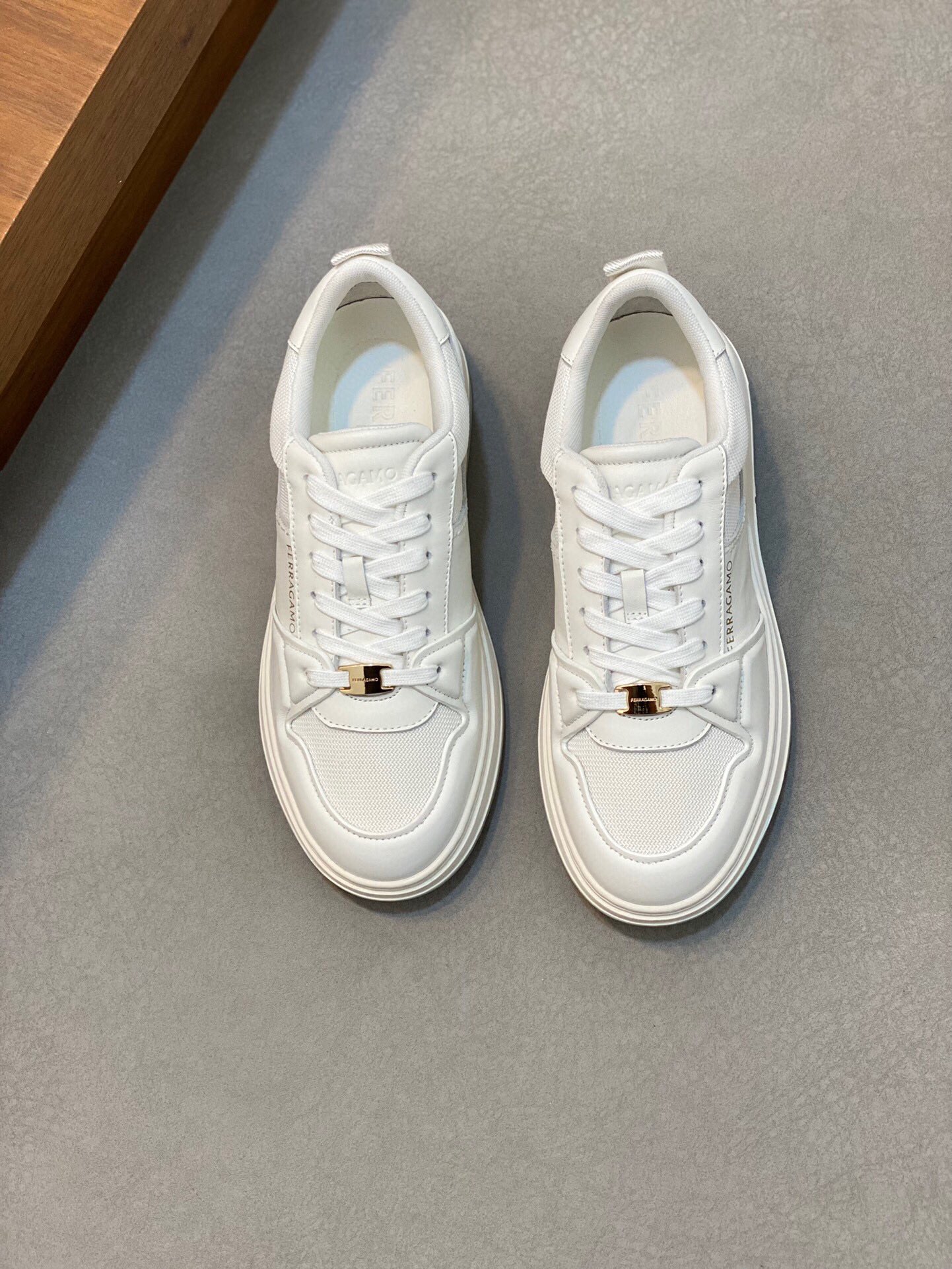 NO:221167,Brand Ferragamo Color original color matching Number 38-44 Customized. 45 Price Material Ferragamo New product launch top version Original single quality regular shoe factory produced fashion trendy upper cowhide making luxury cowhide foot pad original Ferragamo outsole high-end quality worth owning, Ferragamo casual shoes, ferragamo, ferragamo, cowhide19860909品牌Ferragamo 颜色原版配色 码数38-44定做.45 价格 材质菲拉格慕新品上市顶级版本 原单品质正规鞋厂出品时尚潮流范鞋面牛皮制作奢华牛皮垫脚原版菲拉格慕大底高端品质值得拥有,菲拉格慕 休闲鞋,ferragamo,ferragamo,cowhide,Men's shoes