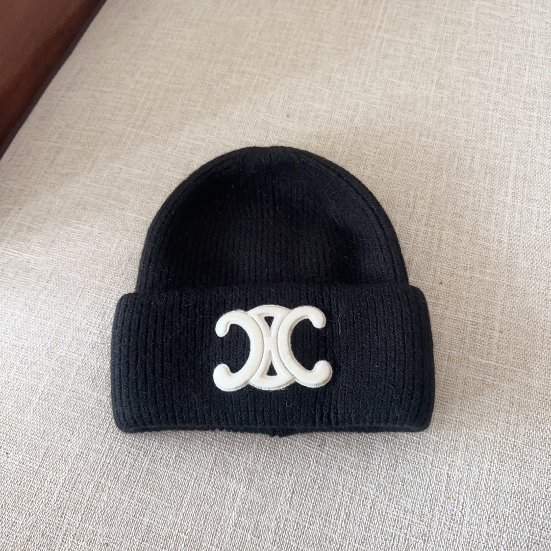 NO:217870,Silin Angora rabbit hair autumn and winter wool hat This high-end gray dyeing is very difficult to dye!  What's more, it's the material of rabbit hair. The texture starts from scratch!  I recommend you all this one is easy to match no matter what type of clothes you have. You can firmly grasp both casual and sweet!  Hat fisherman hat baseball hat knit hat, hat, espadrilles,hats19860909思琳安哥拉兔毛秋冬毛线帽 这种高级灰色染色非常难染！更何况是兔毛的材质 简直质感从头开始了！巨推荐大家 这顶不管什么类型的衣服都好配 休闲和甜美都能牢牢拿捏！帽子渔夫帽棒球帽针织帽,帽子,espadrilles,hats,hat