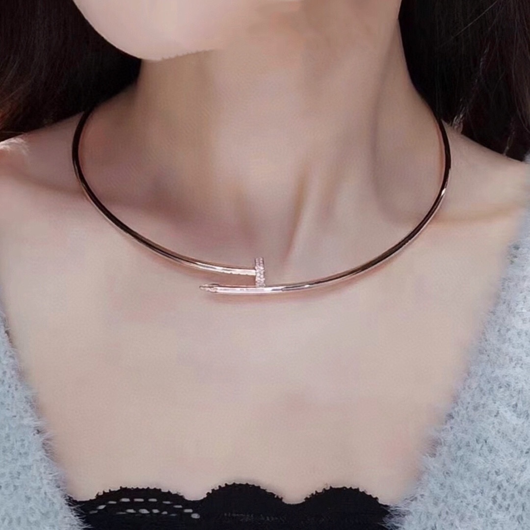 NO:110459,Popular Cartier Cartier nail collars with diamonds and diamonds without diamonds rose gold, gold, silver, jewelry boutique, cartier, cartier, gold19860909火爆Cartier卡地亚钉子项圈 有钻和无钻玫瑰金、黄金色、银色,饰品精品,cartier,cartier,gold,Jewelry