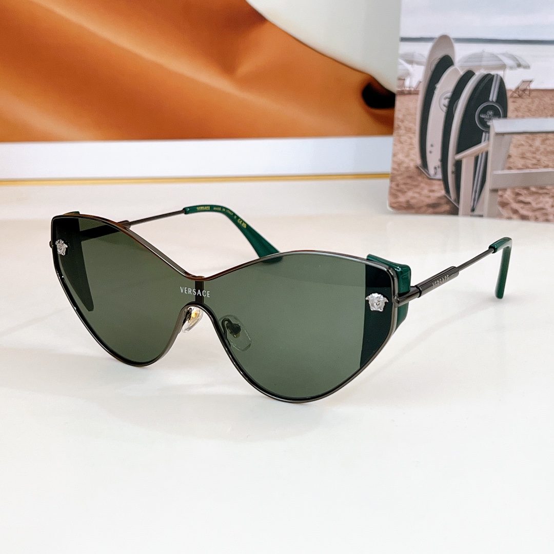 VERSAC*MODEL:VE6767SIZE:141口0-135