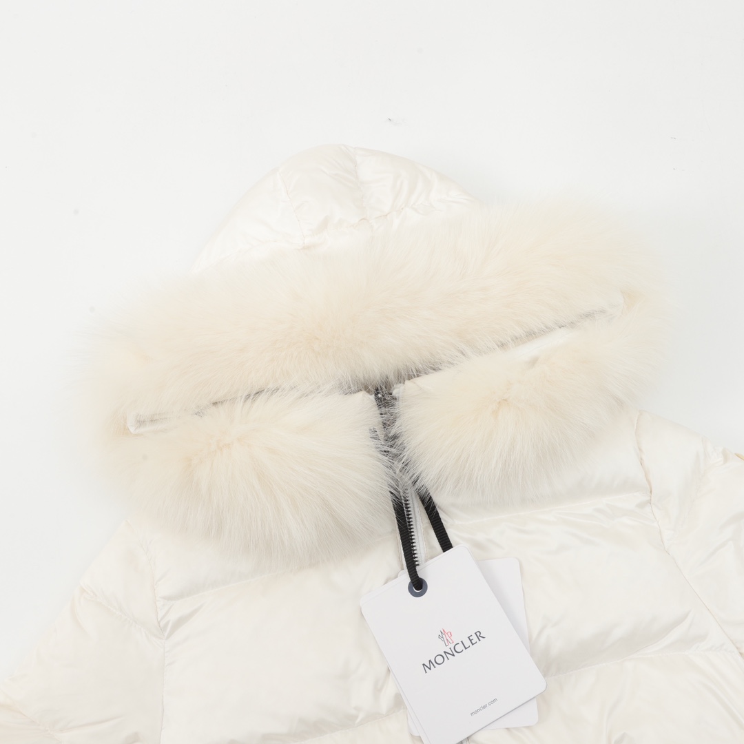 MONCLER/蒙口MC HERMIFUR系列短款女款羽绒服-Chinese UA Cheap High Quatity Brand Clothes Bags handbags Sneakers wholesale wholesaler seller from China Factory suppliers Fashion Clothing Shoes best Quality Beautiful Price MONCLER/蒙口MC HERMIFUR系列短款女款羽绒服