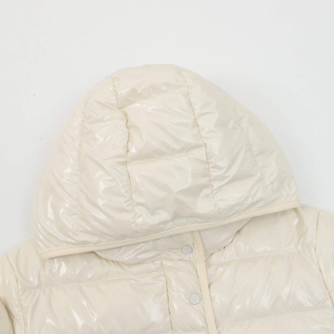 MONCLER 蒙口2024早秋新品 Barante女士短款连帽羽绒收腰外套樱花粉 奶油白 酷炫黑-Chinese UA Cheap High Quatity Brand Clothes Bags handbags Sneakers wholesale wholesaler seller from China Factory suppliers Fashion Clothing Shoes best Quality Beautiful Price MONCLER 蒙口2024早秋新品 Barante女士短款连帽羽绒收腰外套樱花粉 奶油白 酷炫黑