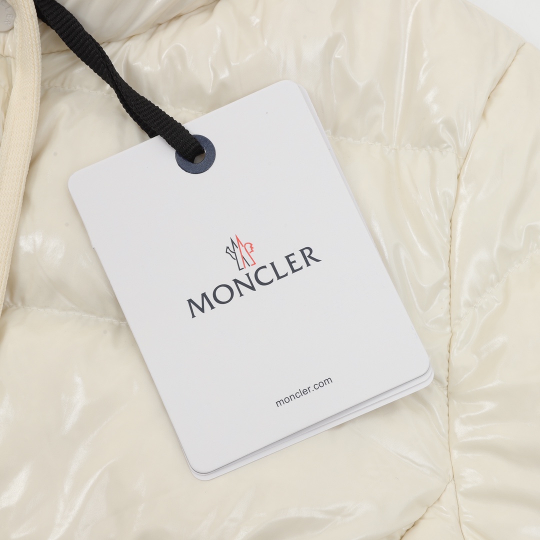 MONCLER 蒙口2024早秋新品 Barante女士短款连帽羽绒收腰外套樱花粉 奶油白 酷炫黑-Chinese UA Cheap High Quatity Brand Clothes Bags handbags Sneakers wholesale wholesaler seller from China Factory suppliers Fashion Clothing Shoes best Quality Beautiful Price MONCLER 蒙口2024早秋新品 Barante女士短款连帽羽绒收腰外套樱花粉 奶油白 酷炫黑