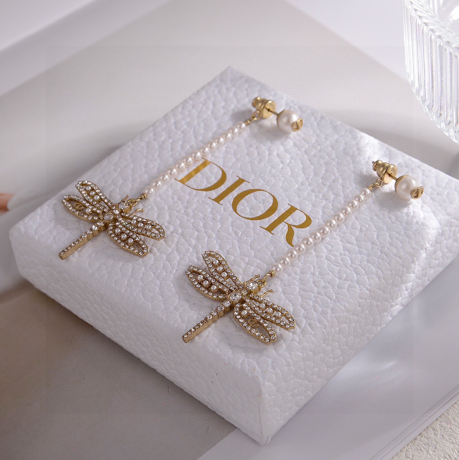 Dior Dragonfly Earrings - Comprehensive 8