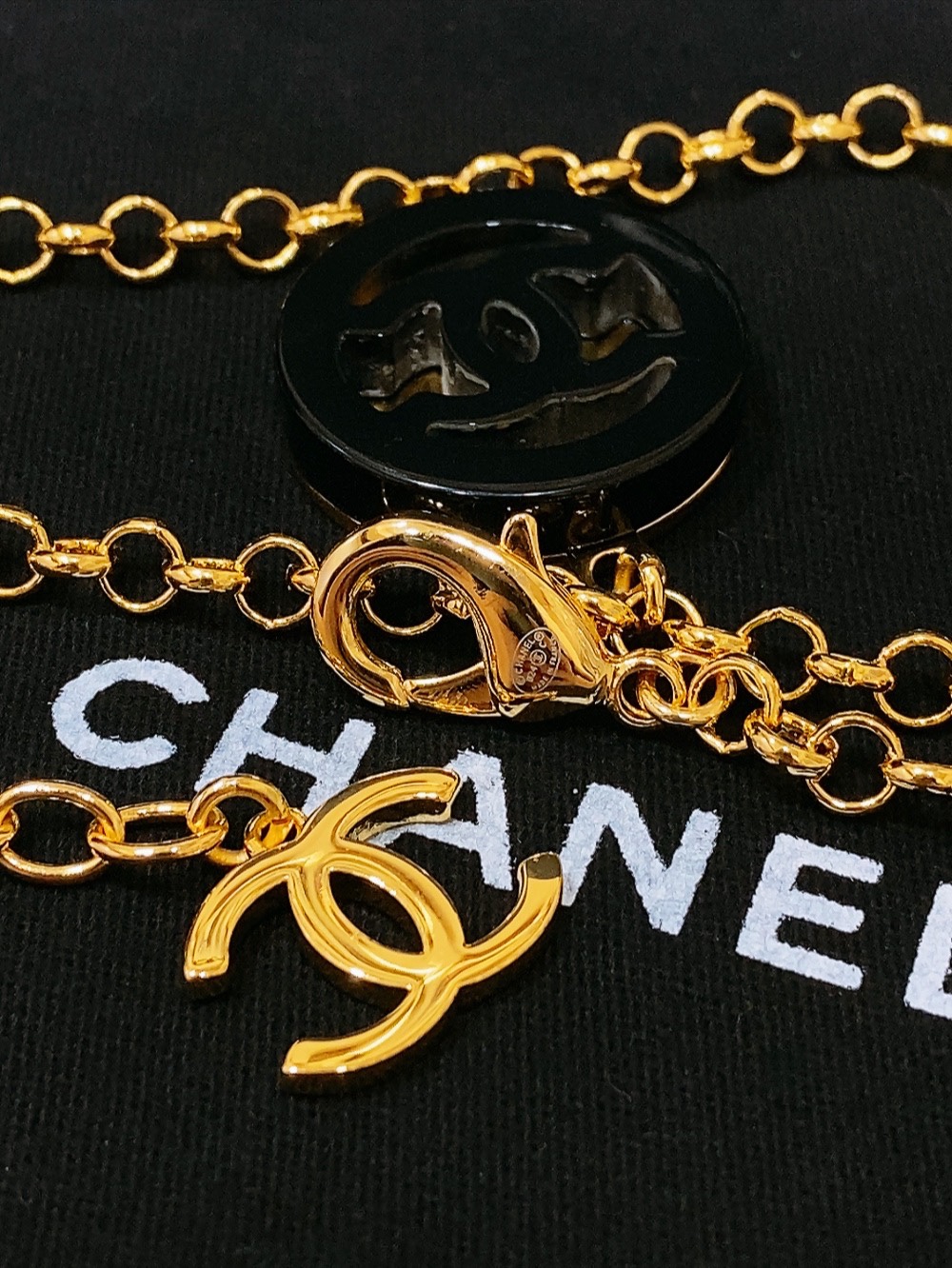 Chanel 代购级 香奈儿 chanel 树脂黑 金色金属腰链 黄铜材质 优雅 均码