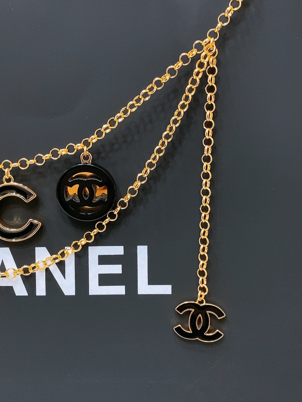 Chanel 代购级 香奈儿 chanel 树脂黑 金色金属腰链 黄铜材质 优雅 均码