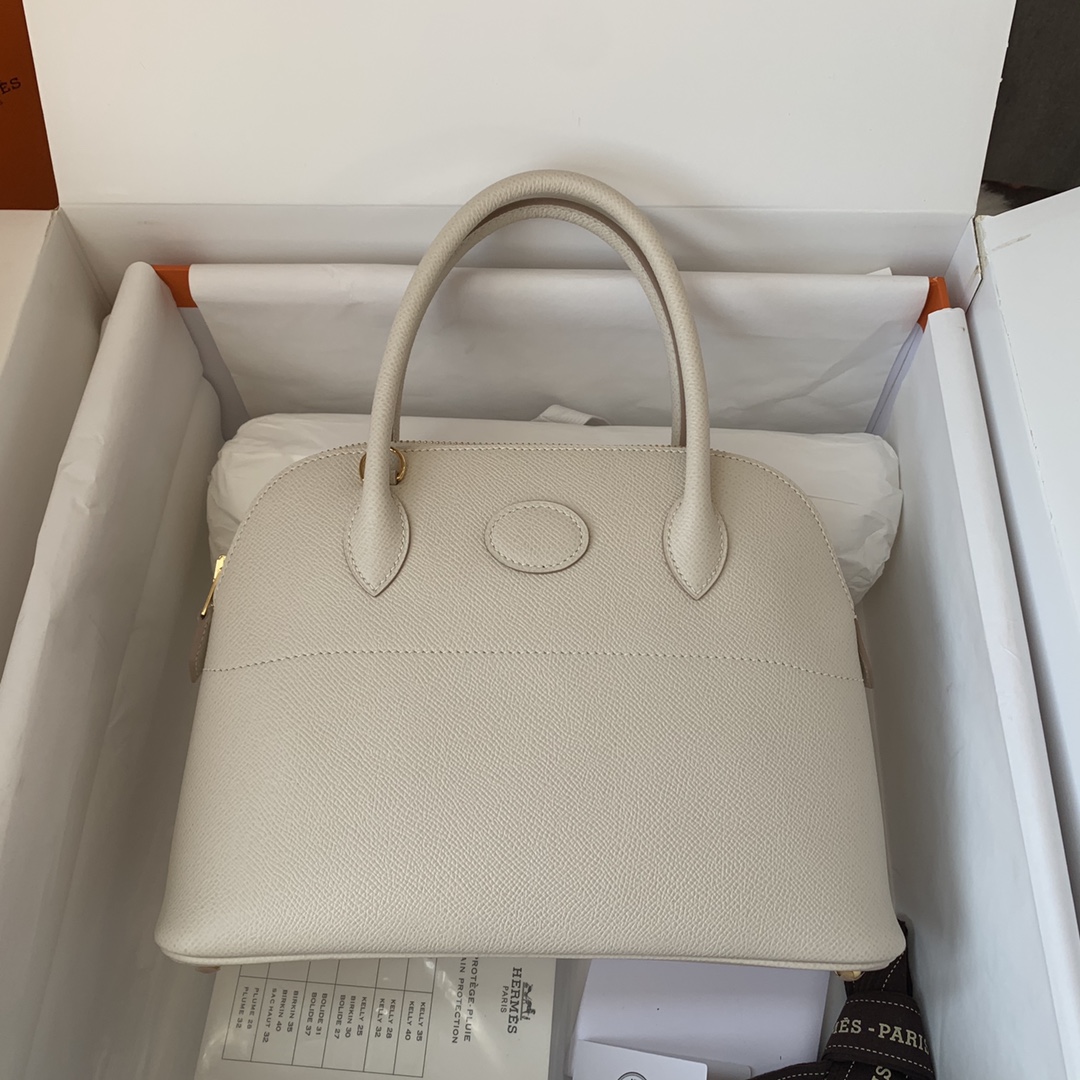 NO:741183,In stock *Bolide series handbag imported original Esom leather, size 27cm. Handmade wax thread sewing [milkshake white] gold and silver buckle, Hermes, Hermes,19860909现货*Bolide系列手提包进口原版Esom皮,尺寸27cm.手工蜡线缝制【奶昔白】金银扣,爱马仕,hermes,Hermes,,Bag