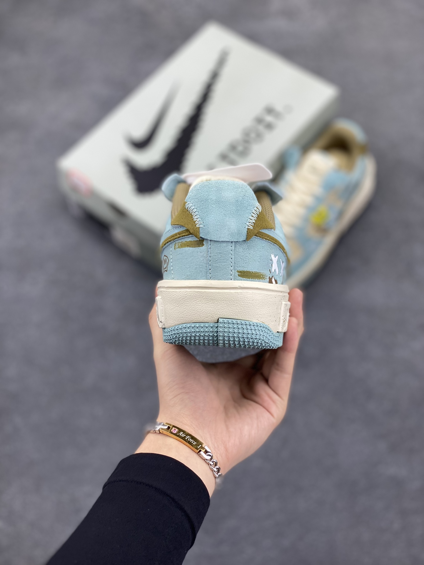 图片[4]-“Enjoy life”NK Air Force 1 Fontanka“苦中作乐” 空军一号定制低帮秋冬板鞋 人生如逆旅，苦乐常相伴。在生活的重重压力与磨难之下，苦中作乐犹如黑暗中的一丝曙光，给予我们继续前行的力量与勇气，享受生活 货号：CW6688-508 尺码：36 36.5 37.5 38 38.5 39 40 40.5 41 42 42.5 43 44 44.5 45-选品中心