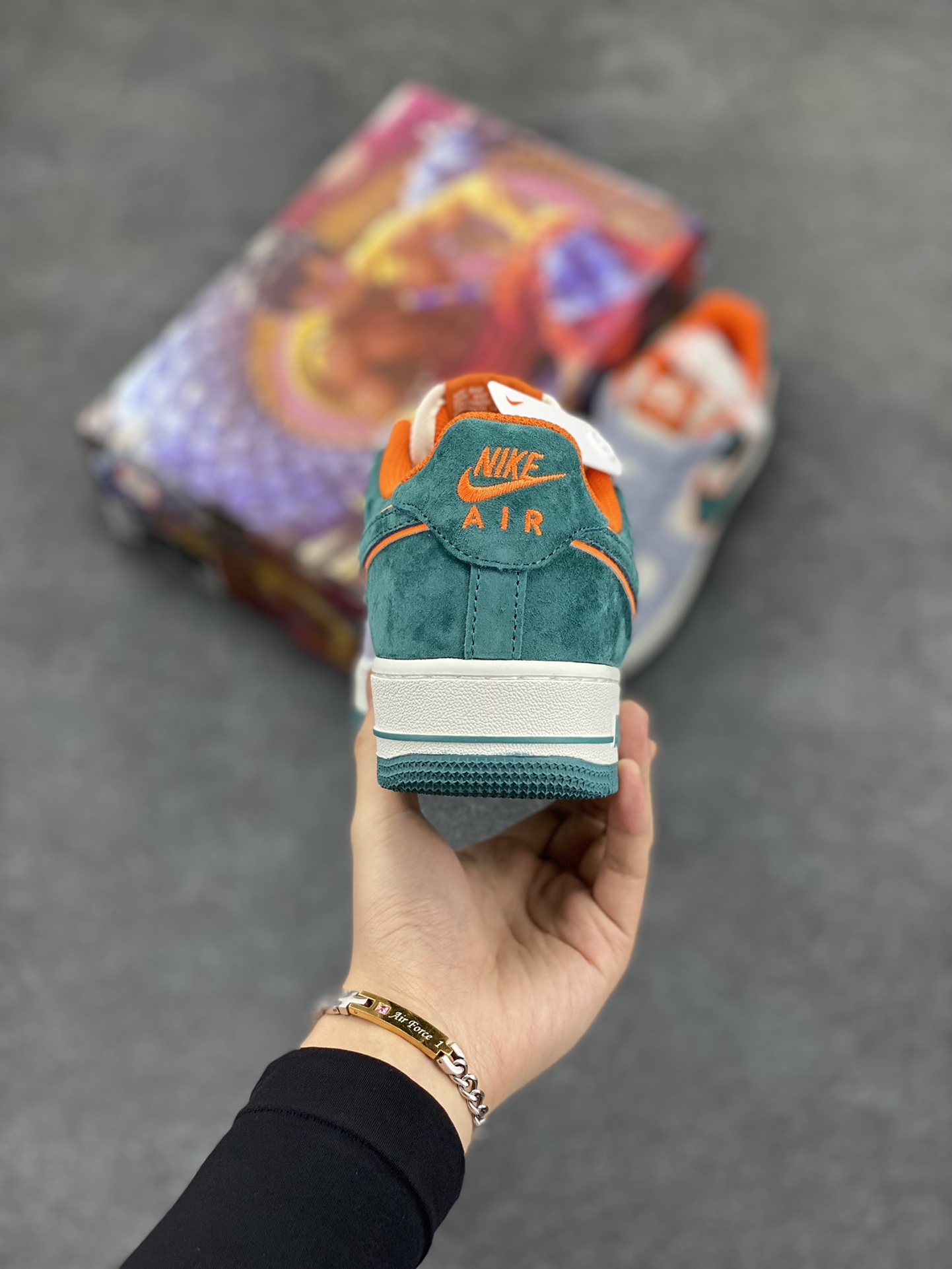图片[4]-Nike Air Force 1 Low ’07 麂皮空军一号低帮休闲板鞋 原厂麂皮 原楦原纸板 纯正版型 正品NFC感应芯片 高清洁度 内置全掌气垫 货号：LF8989-888 尺码：36 36.5 37.5 38 38.5 39 40 40.5 41 42 42.5 43 44 44.5 45-选品中心
