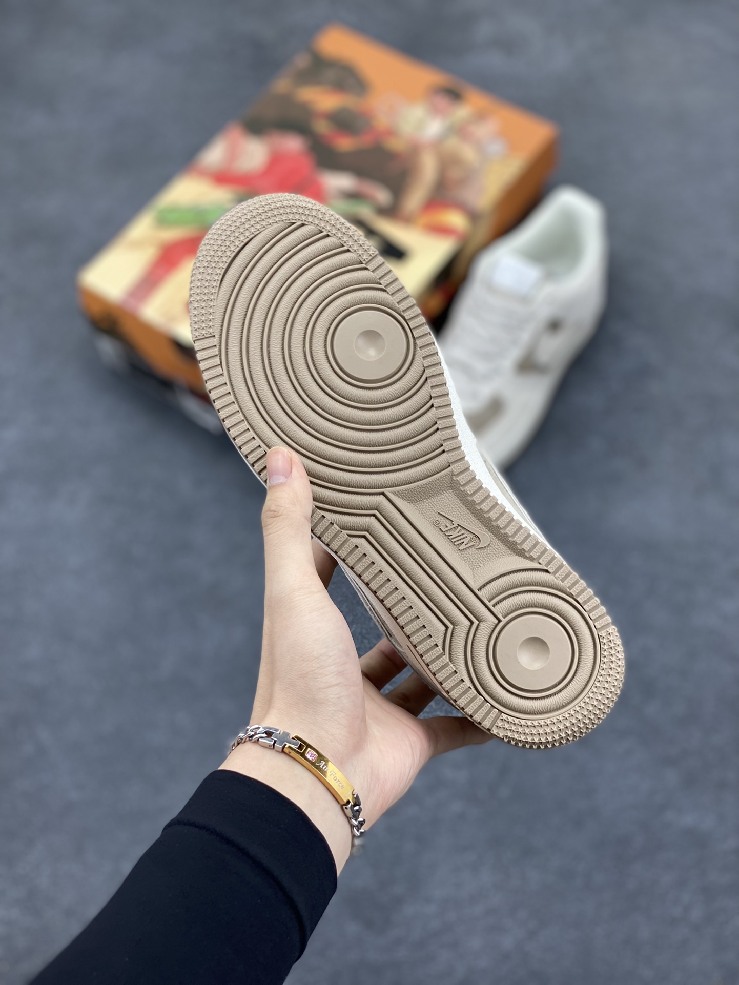 图片[5]-AKIRA×Nike Air Force 1 Low ’07 卡布其诺配色 头成麂皮 满天星配色 空军一号低帮休闲板鞋 原厂麂皮 原楦原纸板 纯正版型 正品NFC感应芯片 高清洁度 内置全掌气垫 货号：DQ3966-183 尺码：36 36.5 37.5 38 38.5 39 40 40.5 41 42 42.5 43 44 44.5 45-选品中心