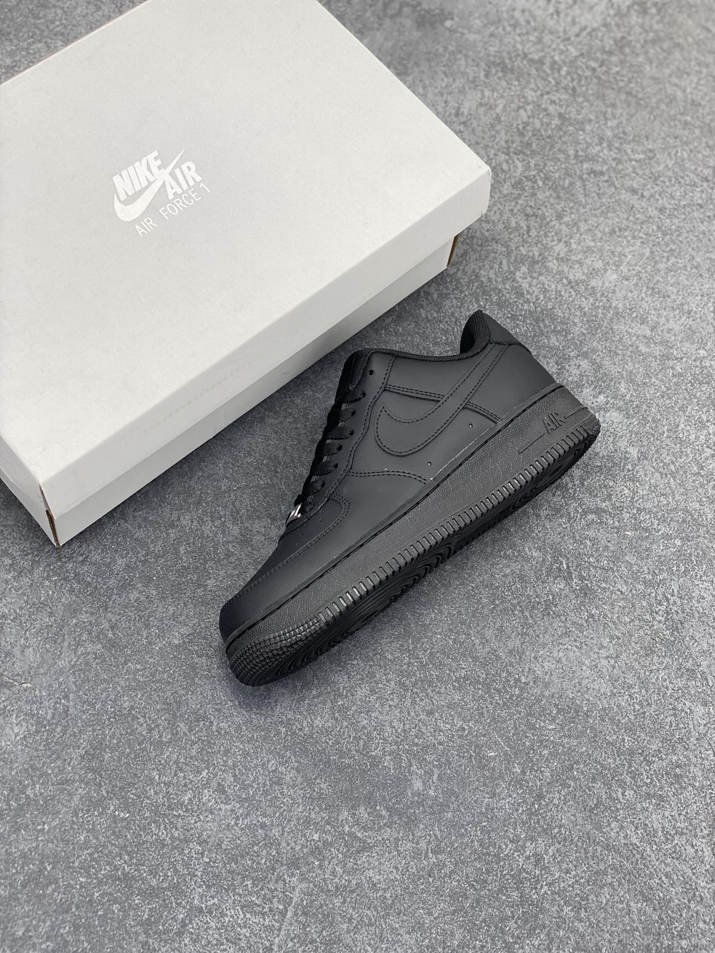 图片[7]-超级福利🎉 核心特价  Nike Air Force 1 Low 全黑 空军一号低帮运动休闲板鞋 原楦头原纸板 打造纯正空军版型 专注外贸渠道 拉帮完美 货号：CW2288-001 尺码：36 36.5 37.5 38 38.5 39 40 40.5 41 42 42.5 43 44 44.5 45-选品中心
