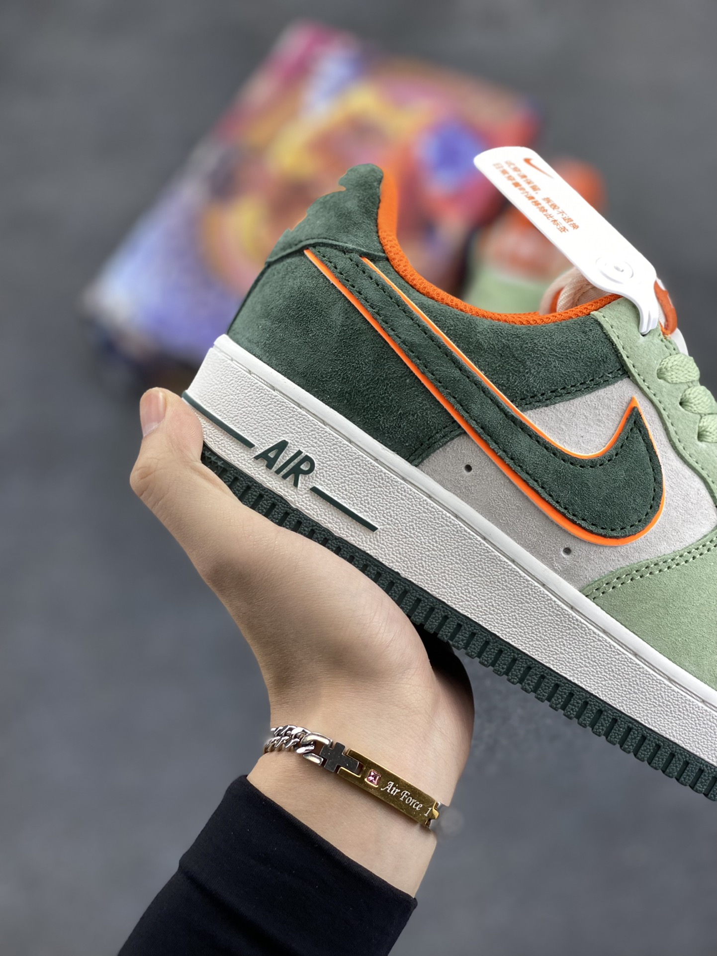 图片[6]-Nike Air Force 1 Low ’07 橙绿麂皮空军一号低帮休闲板鞋 原厂麂皮 原楦原纸板 纯正版型 正品NFC感应芯片 高清洁度 内置全掌气垫 货号：LF8989-777 尺码：36 36.5 37.5 38 38.5 39 40 40.5 41 42 42.5 43 44 44.5 45-选品中心