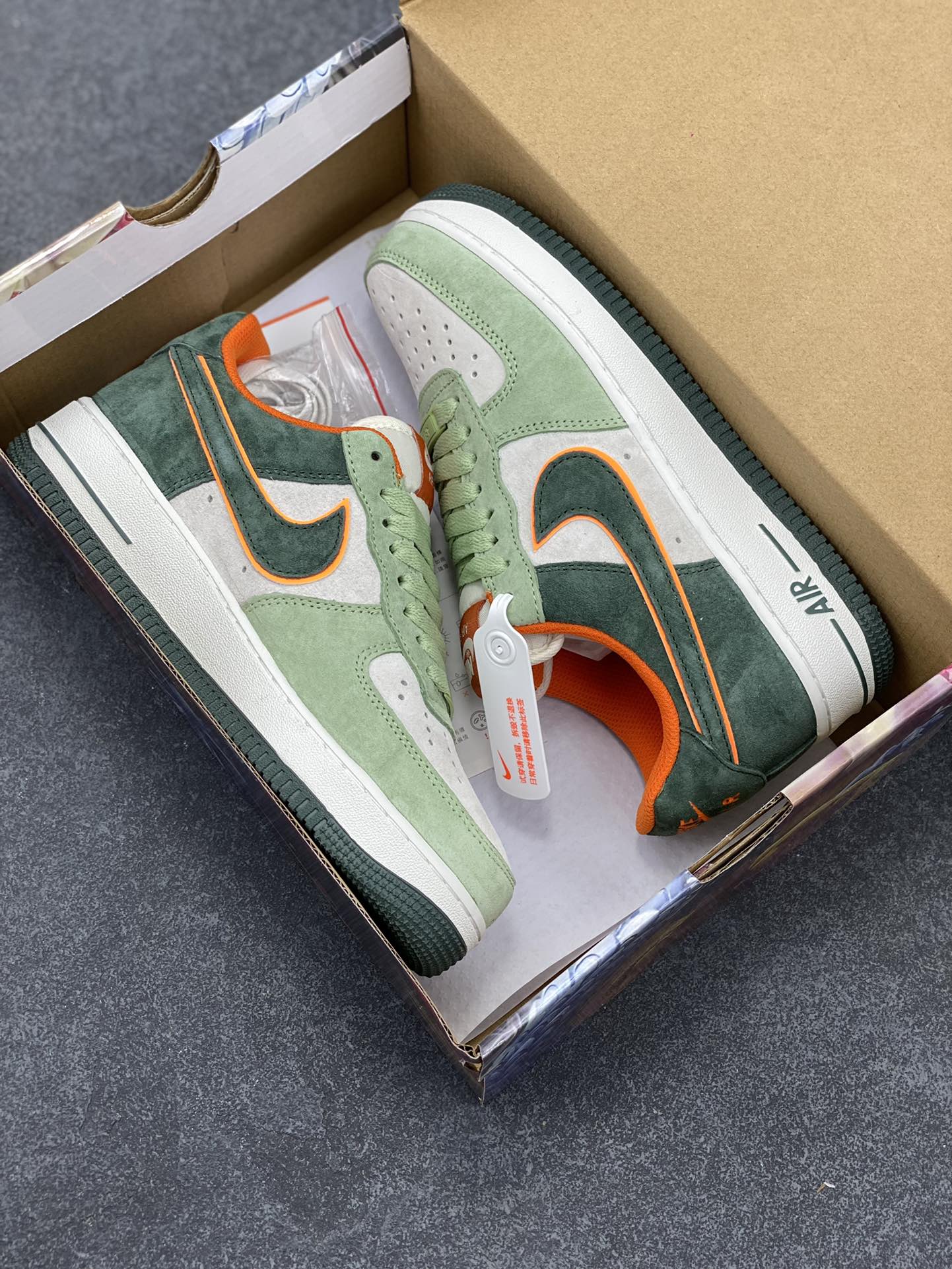 图片[9]-Nike Air Force 1 Low ’07 橙绿麂皮空军一号低帮休闲板鞋 原厂麂皮 原楦原纸板 纯正版型 正品NFC感应芯片 高清洁度 内置全掌气垫 货号：LF8989-777 尺码：36 36.5 37.5 38 38.5 39 40 40.5 41 42 42.5 43 44 44.5 45-选品中心