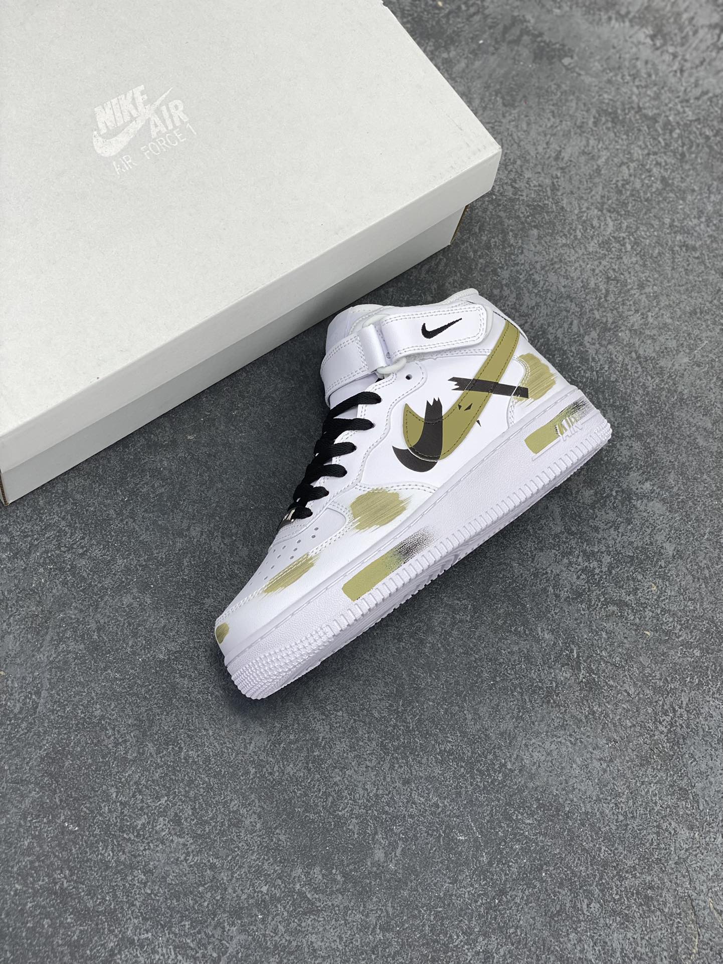 图片[7]-Nike Air Force 1 Low’07 橄榄绿 手绘 断裂 三勾阴影 喷绘 空军一号绑带中帮休闲板鞋 定制皮料 原厂3D打印 定制鞋盒 原楦原纸板 纯正空军版型 内置全掌气垫 货号：CW2289-111 尺码：36 36.5 37.5 38 38.5 39 40 40.5 41 42 42.5 43 44 44.5 45-选品中心