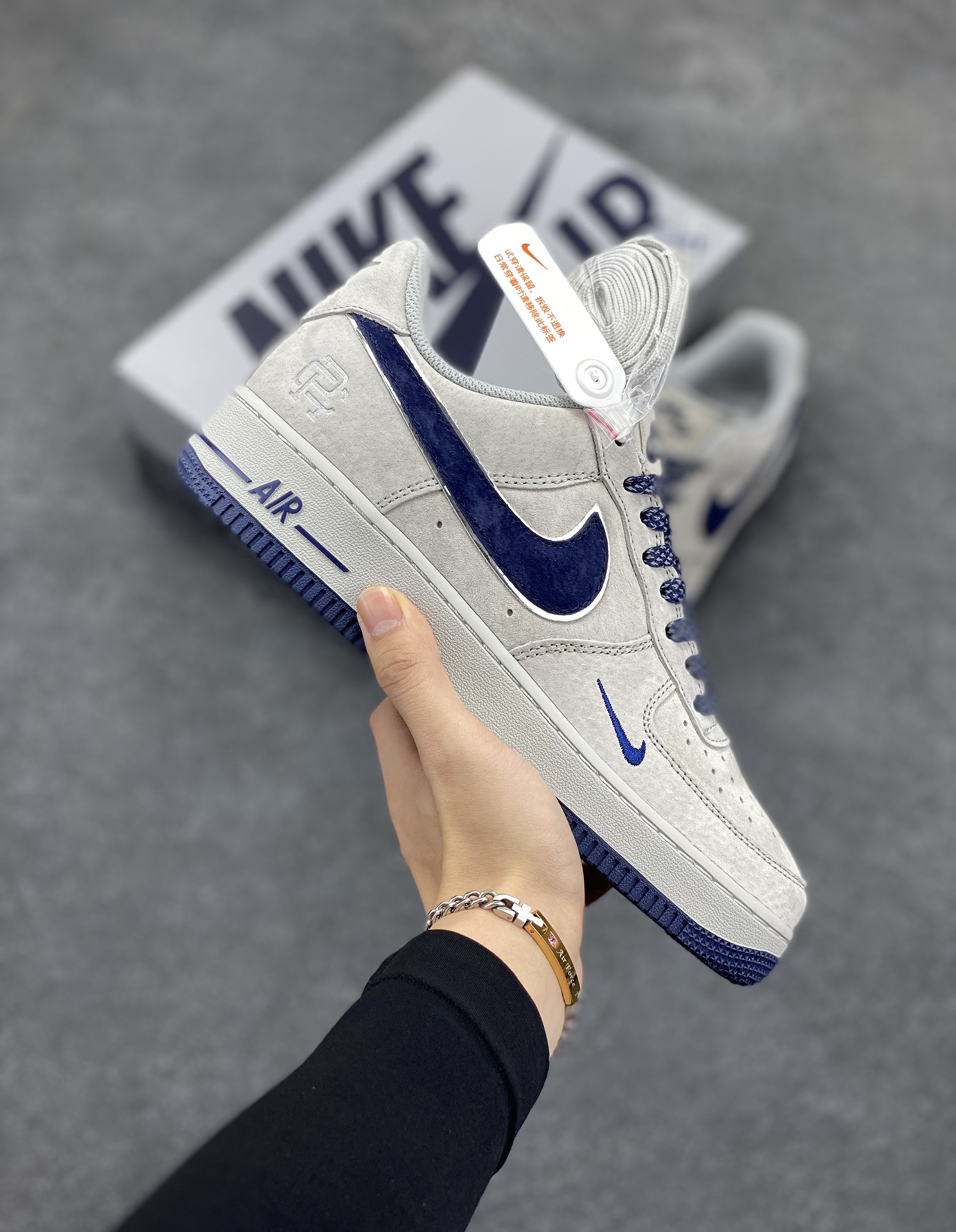 NIke Air Force 1 \’07 Low 麂皮深蓝卫冕冠军 小勾满天星空军一号中帮运动休闲板鞋 3M反光进口麂皮 原装鞋盒原楦头原纸板 内置全掌气垫 高清洁度 货号:WW5021-626 尺码:36 36.5 37.5 38 38.5 39 40 40.5 41 42 42.5 43 44 44.5 45-选品中心